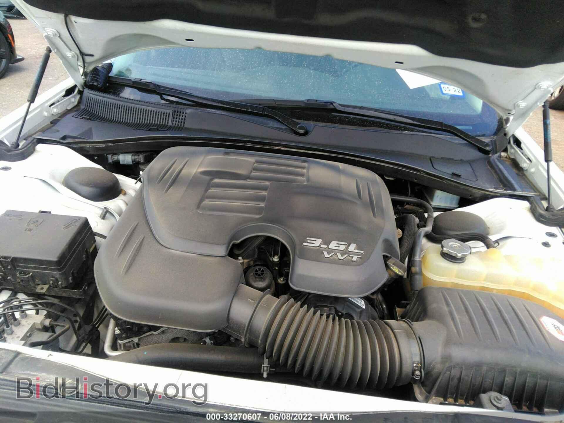 2019 CHRYSLER 300 - VIN: 2C3CCAKG8KH610896 - Фото 10
