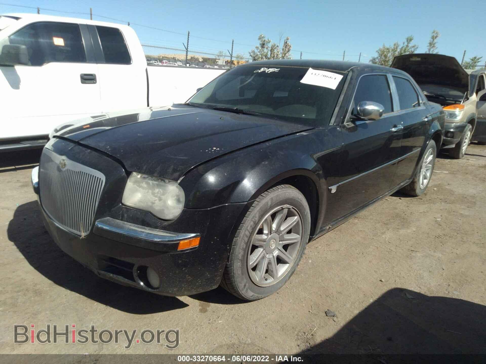 2006 CHRYSLER 300 - VIN: 2C3KA63HX6H105521 - Фото 2