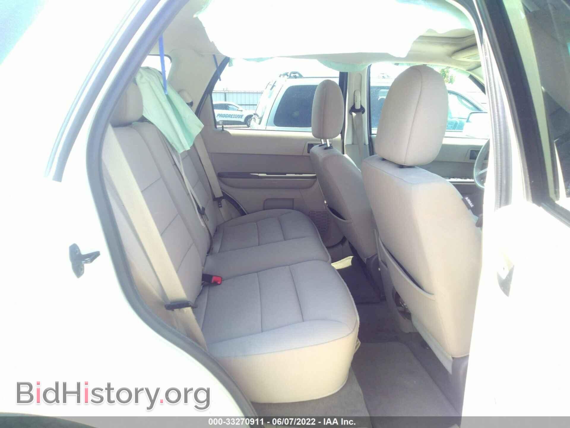 2011 FORD ESCAPE - VIN: 1FMCU9DG3BKB25865 - Фото 8