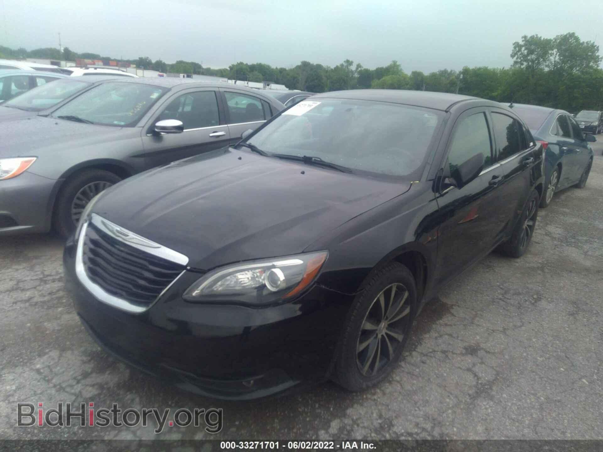 2013 CHRYSLER 200 - VIN: 1C3CCBBB7DN501723 - Photo 2