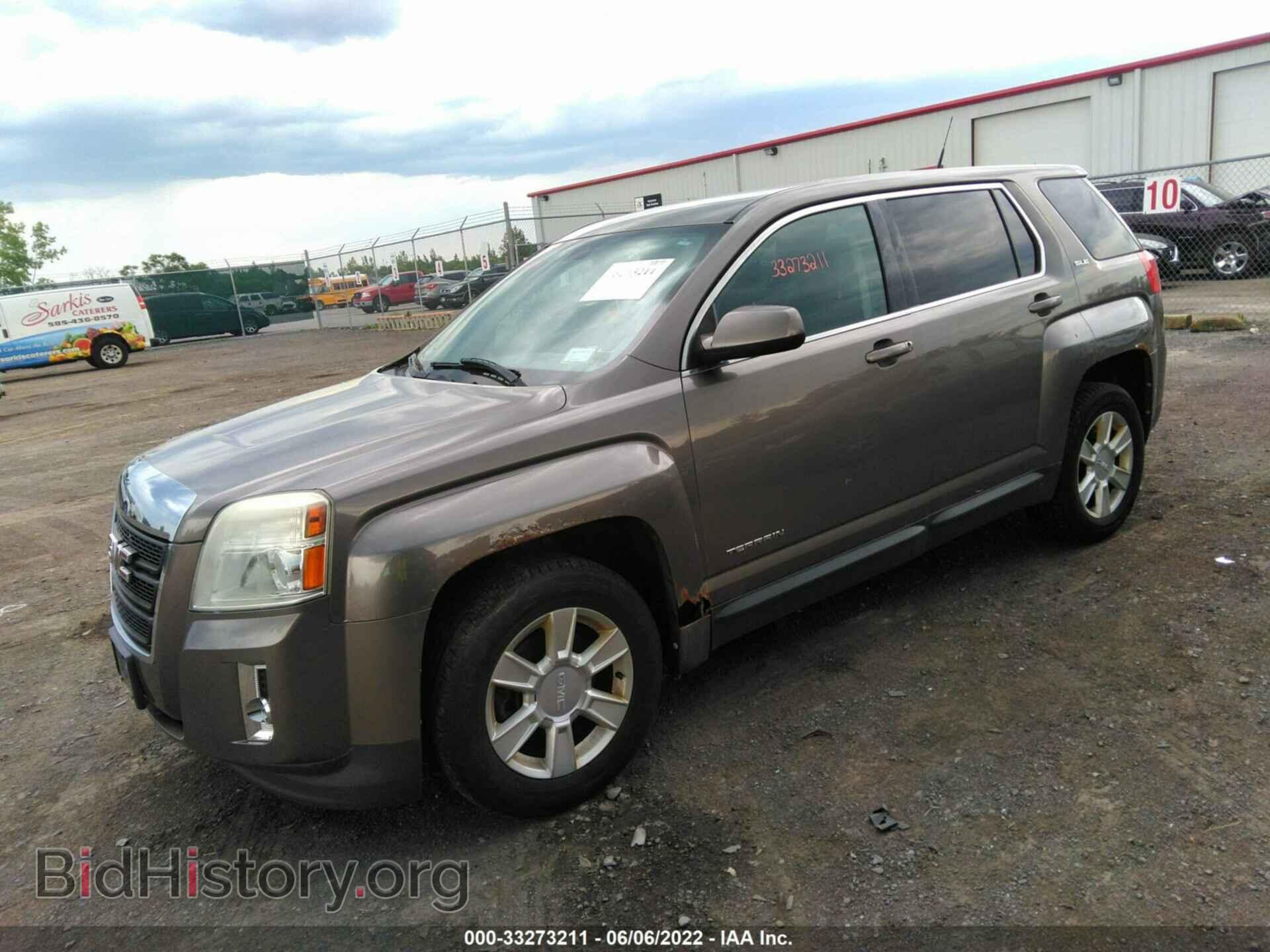 2010 GMC TERRAIN - VIN: 2CTFLCEW0A6326250 - Photo 2