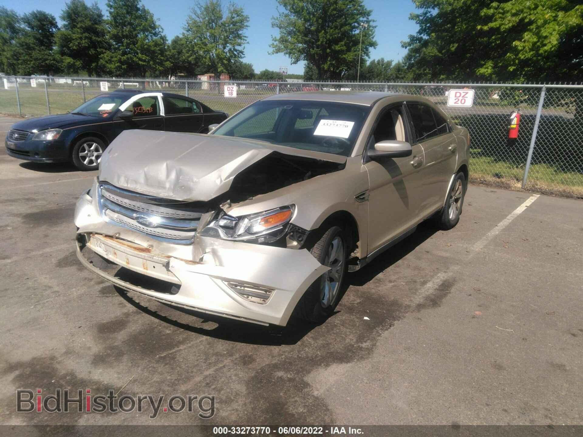 2011 FORD TAURUS - VIN: 1FAHP2EW0BG180877 - Photo 2