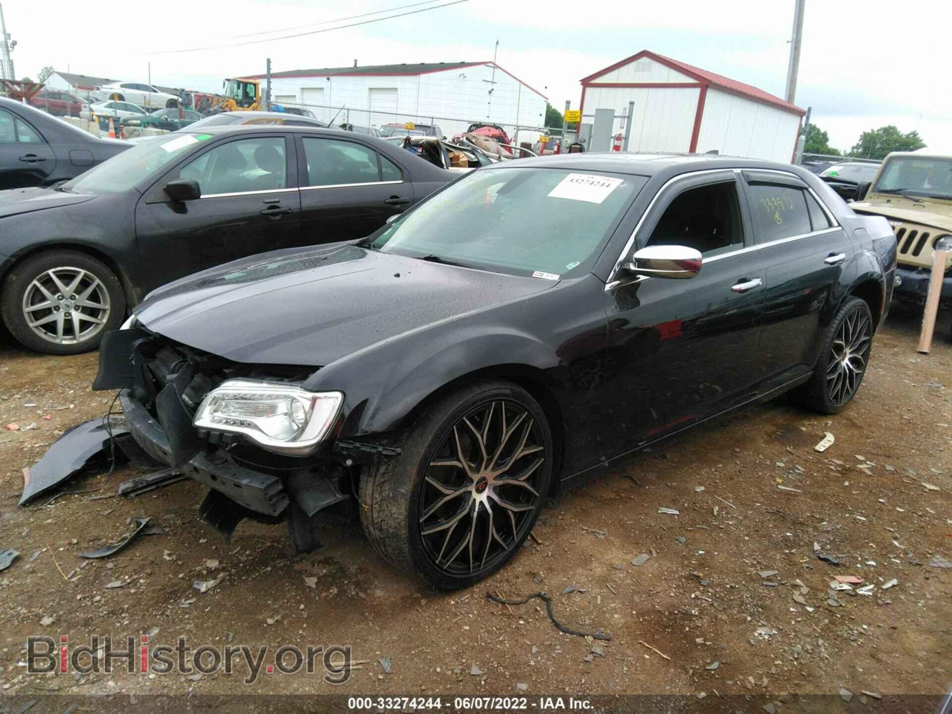 2016 CHRYSLER 300 - VIN: 2C3CCAEG0GH333812 - Photo 2