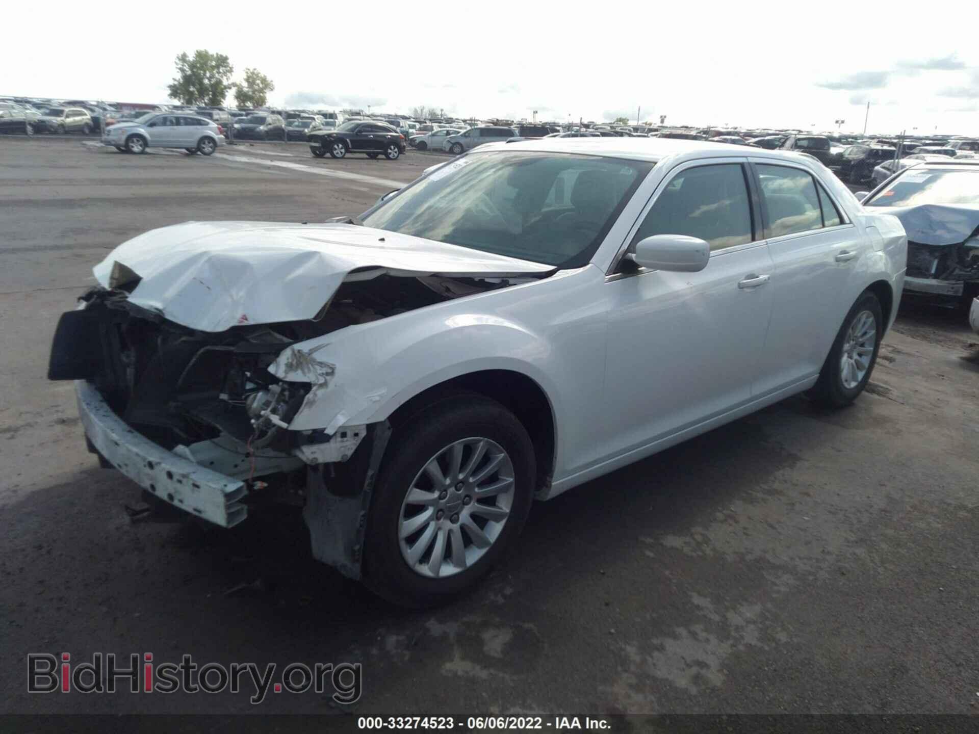 2014 CHRYSLER 300 - VIN: 2C3CCAAG6EH296901 - Фото 2