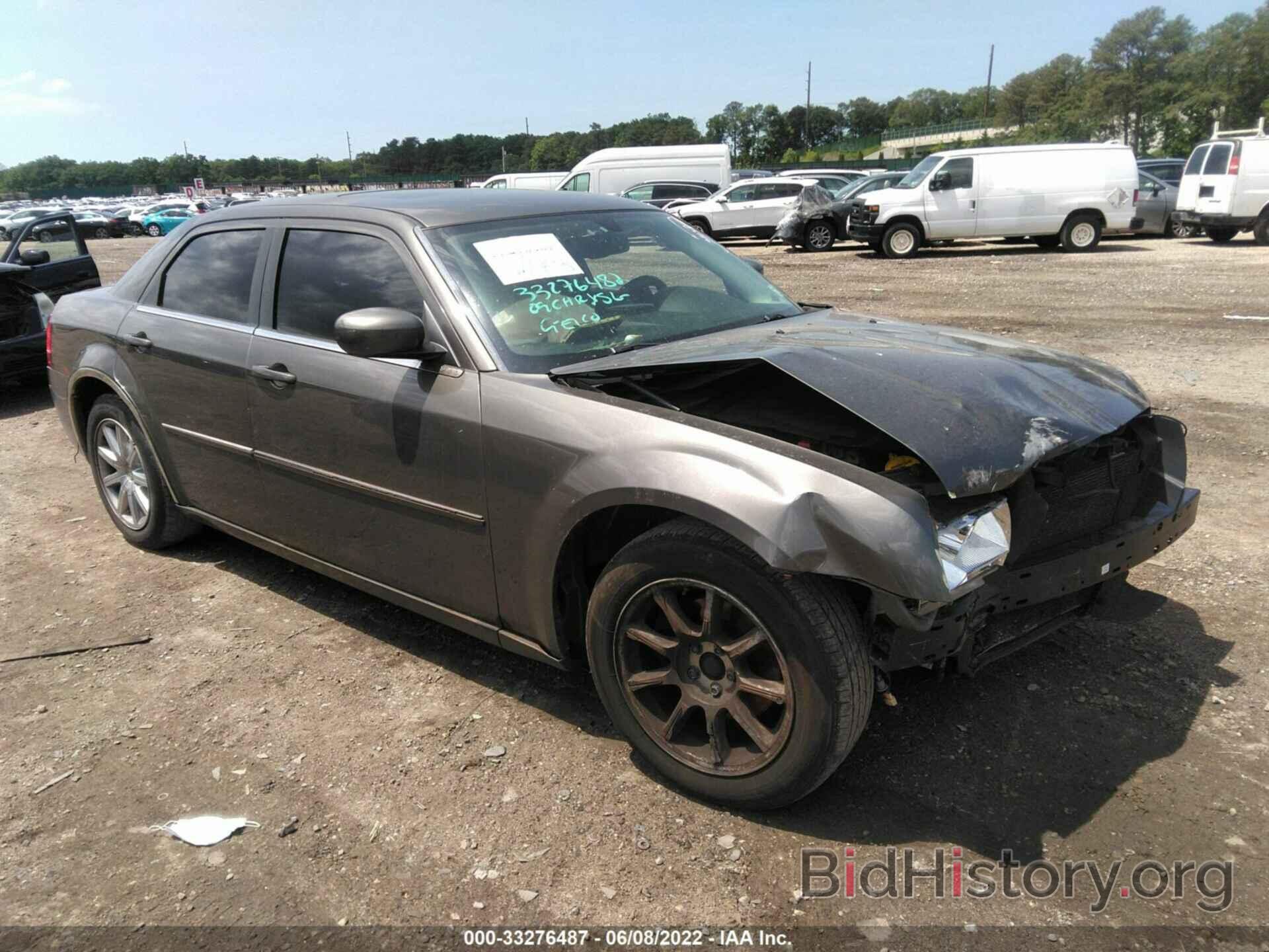 Photo 2C3LA53V89H529546 - CHRYSLER 300 2009