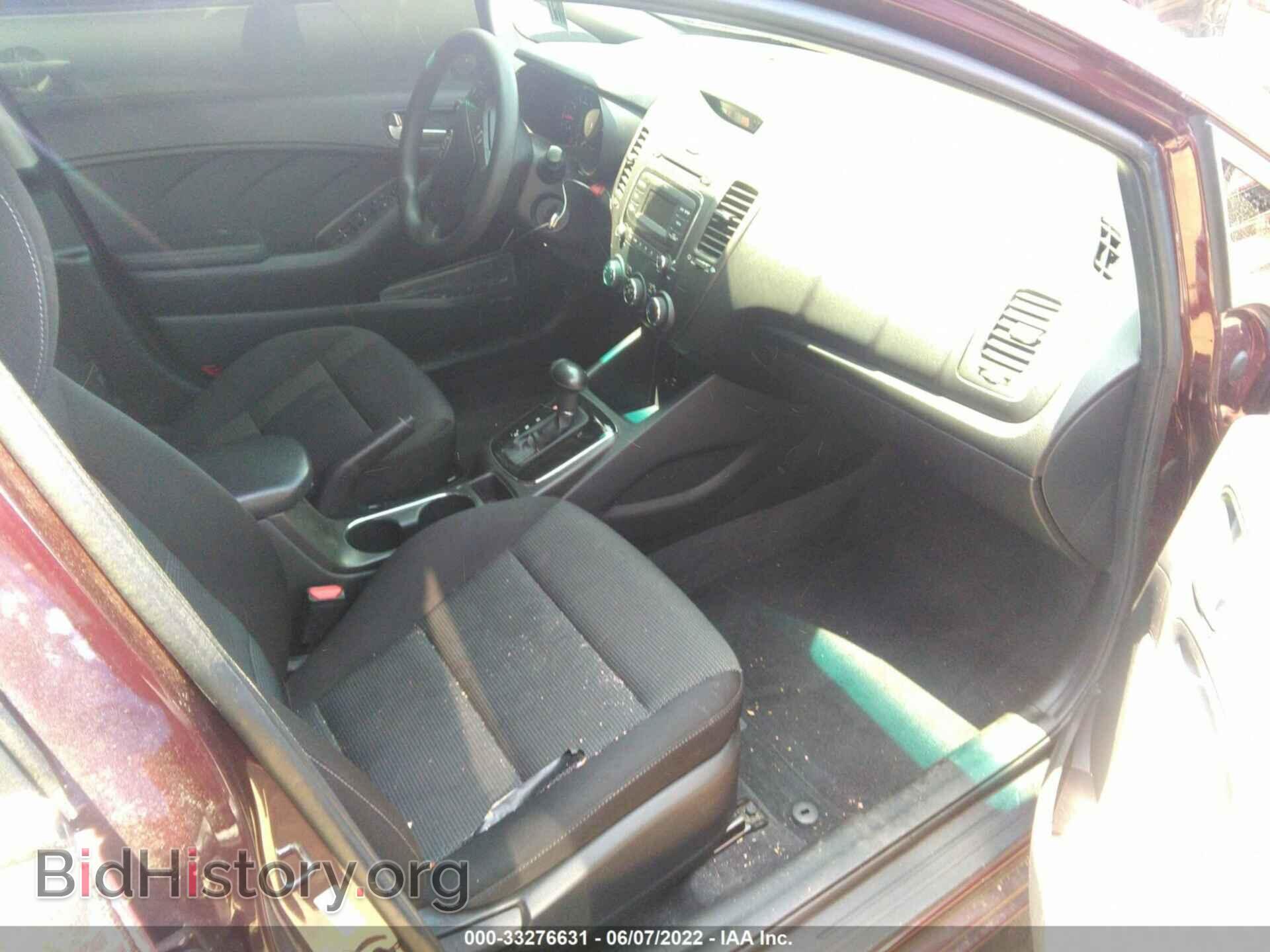 2017 KIA FORTE - VIN: 3KPFK4A73HE095910 - Photo 5