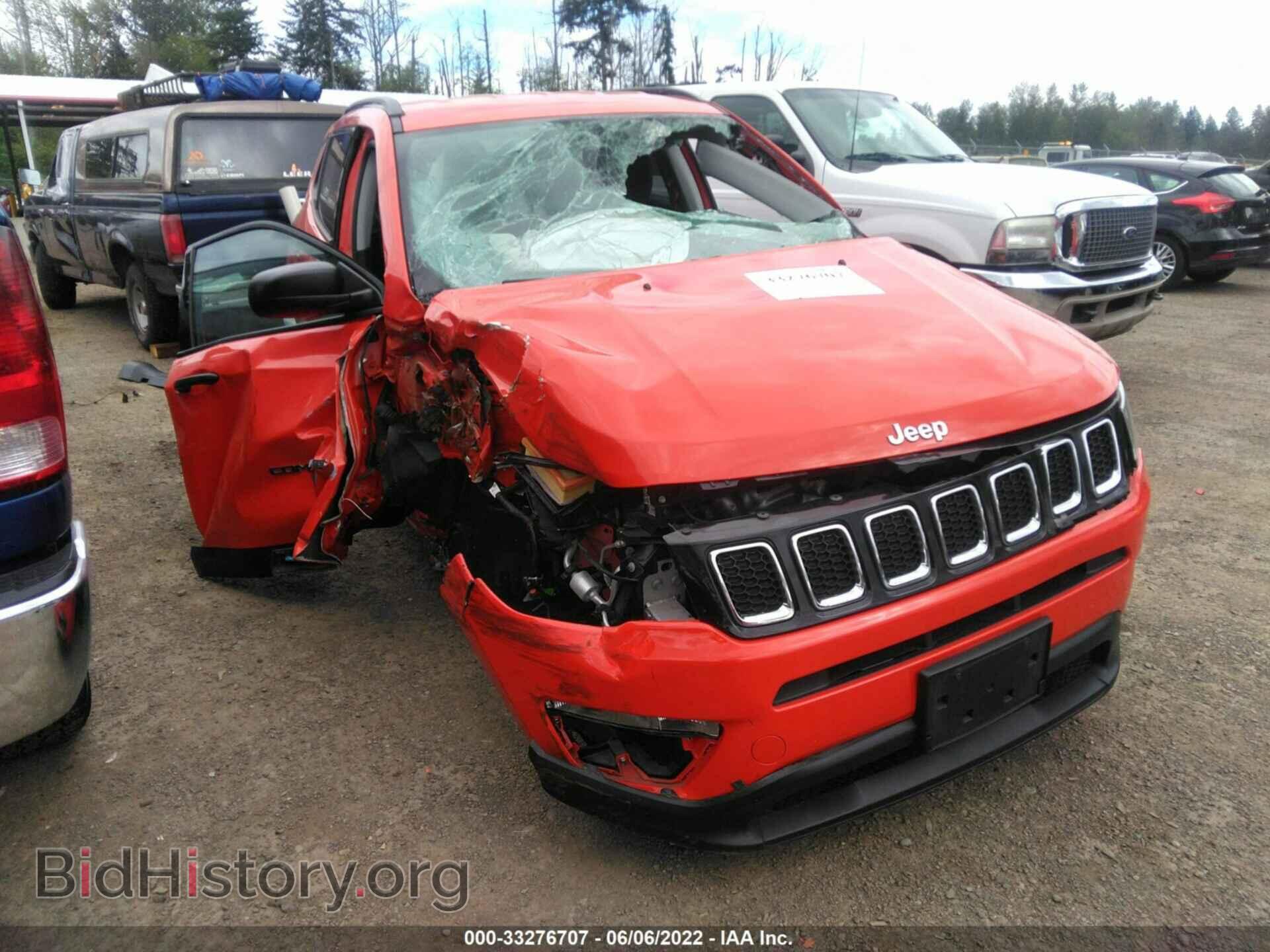 Фотография 3C4NJDAB8JT114746 - JEEP COMPASS 2018