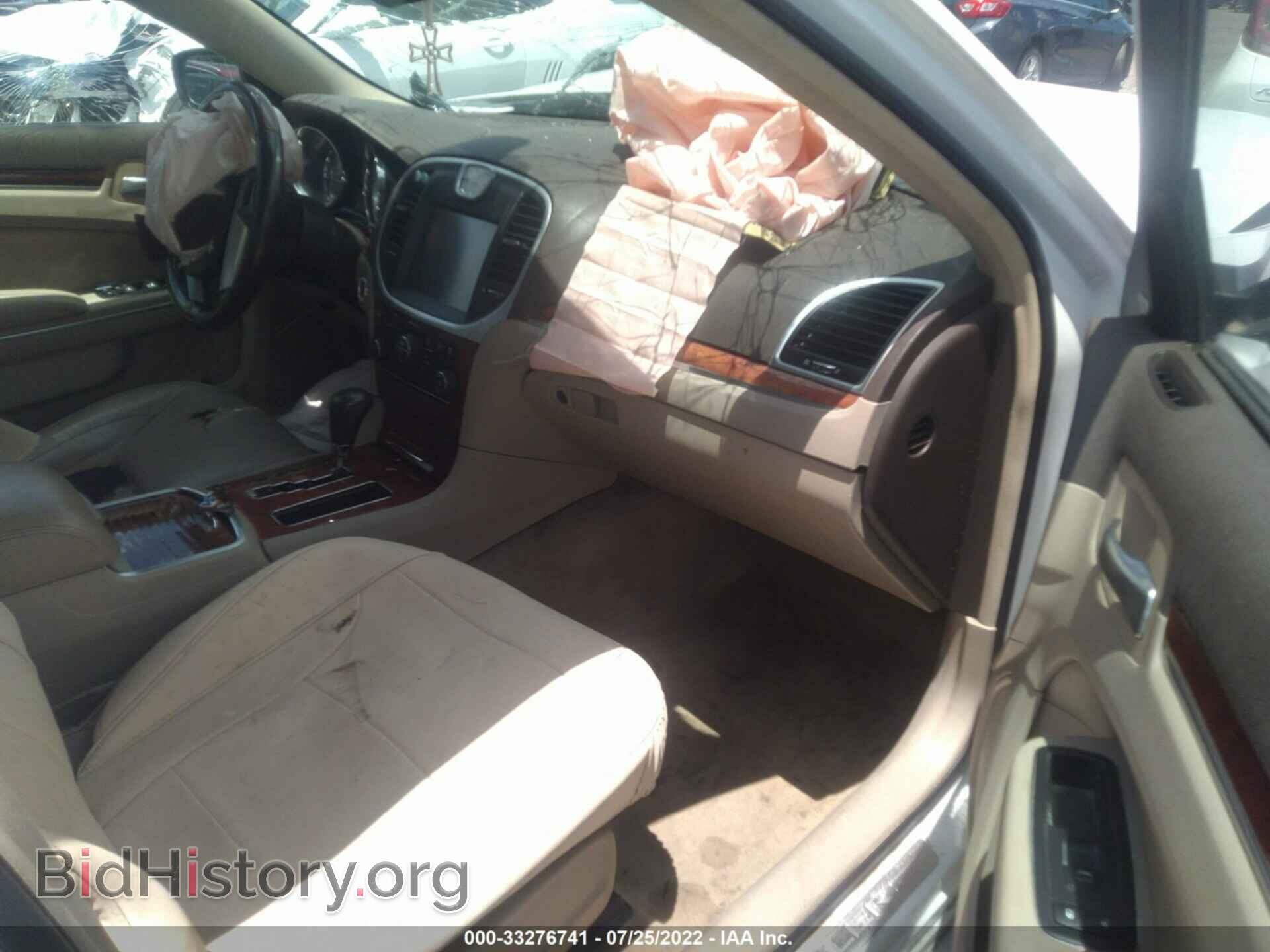 2011 CHRYSLER 300 - VIN: 2C3CA6CT1BH580980 - Фото 5