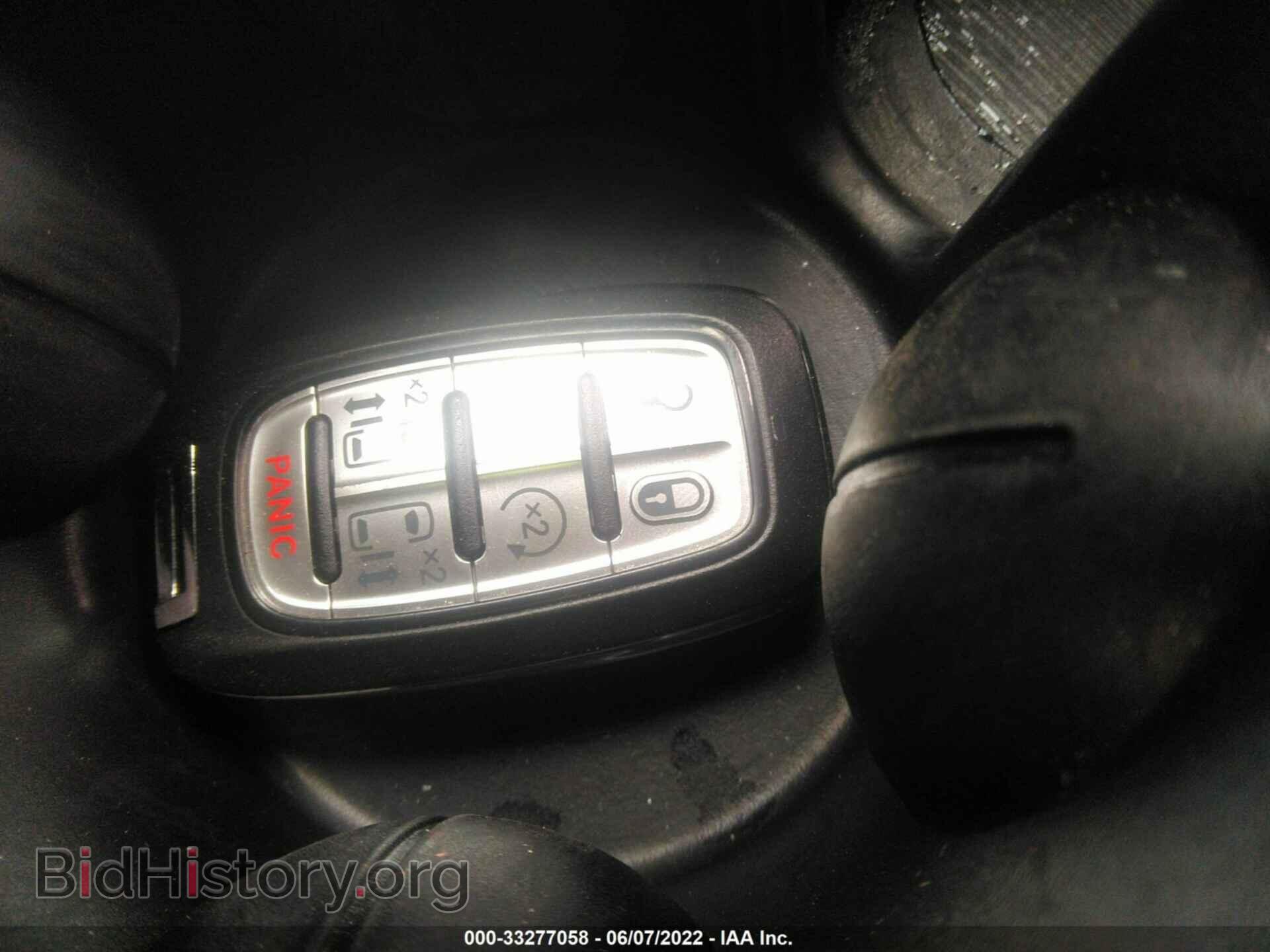 2017 CHRYSLER PACIFICA - VIN: 2C4RC1EG1HR659295 - Фото 11