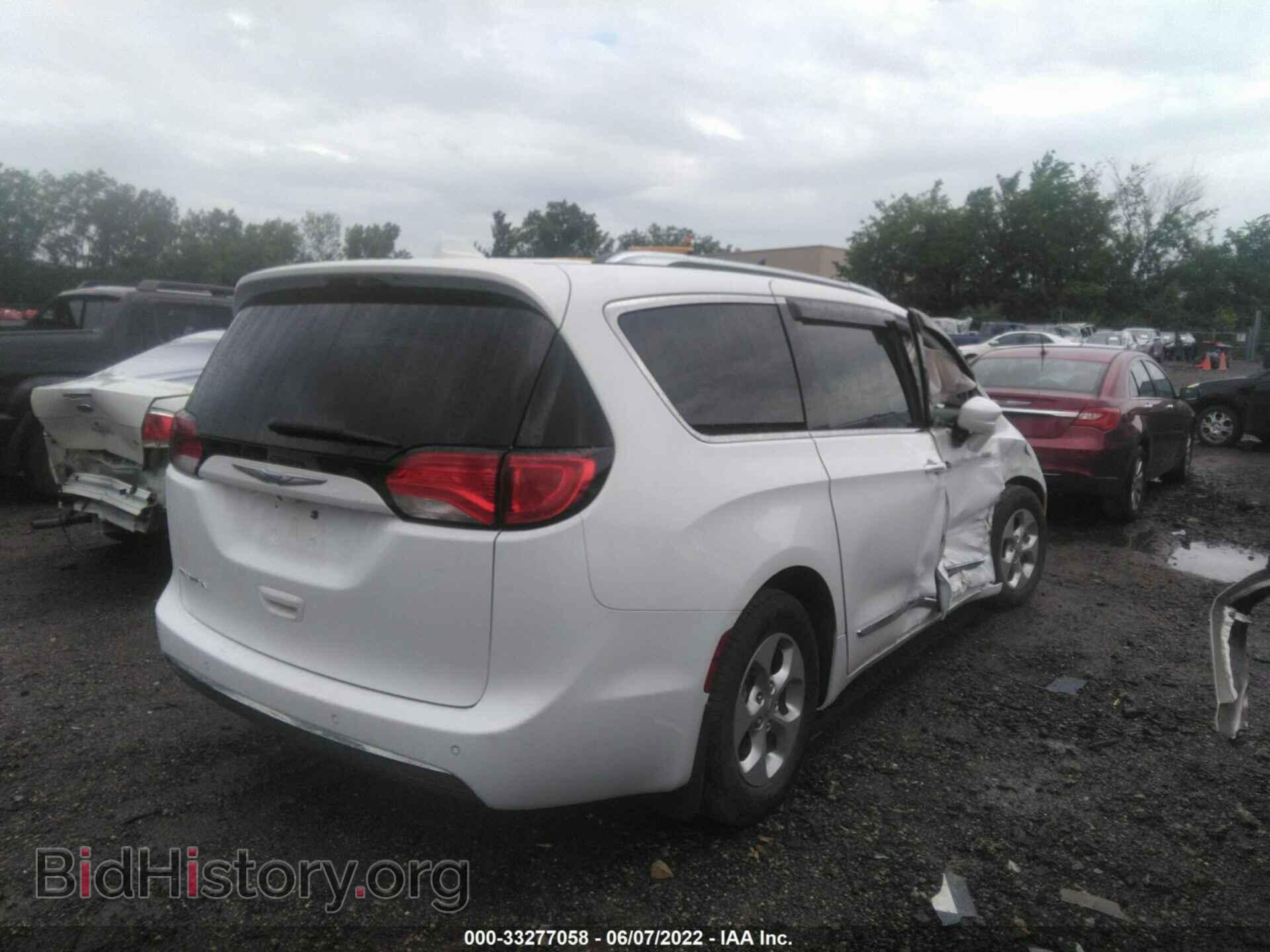 2017 CHRYSLER PACIFICA - VIN: 2C4RC1EG1HR659295 - Фото 4