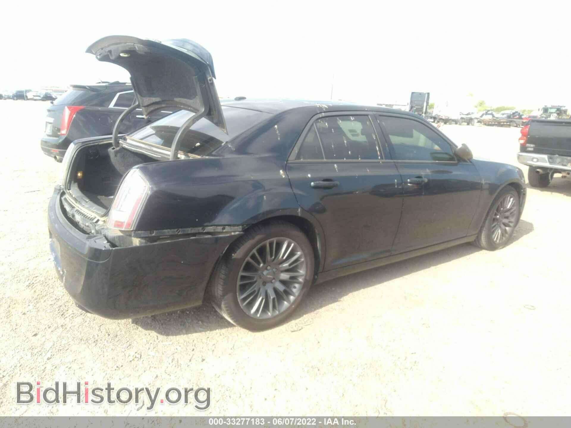 2013 CHRYSLER 300 - VIN: 2C3CCADG8DH743853 - Фото 4