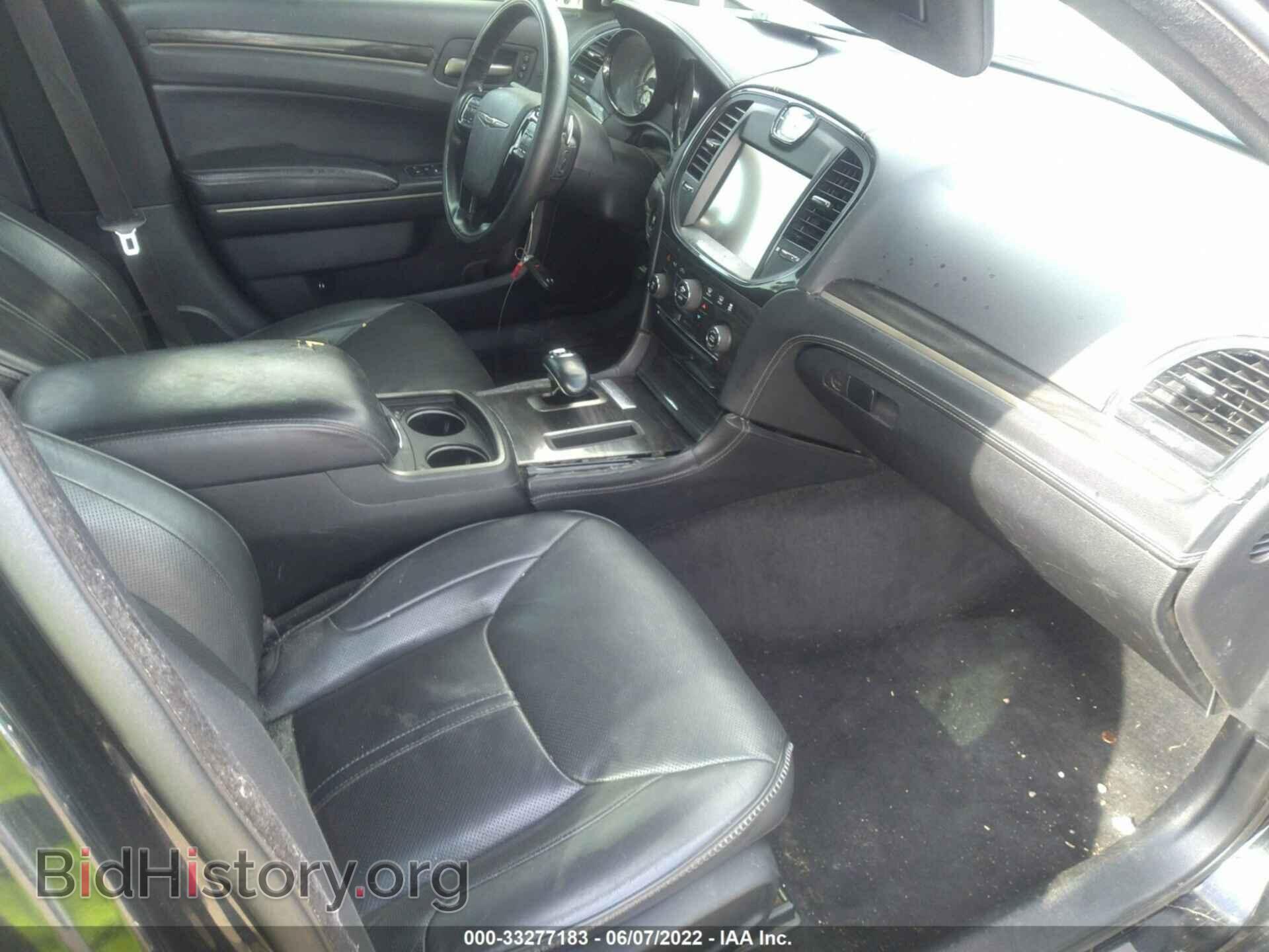 2013 CHRYSLER 300 - VIN: 2C3CCADG8DH743853 - Фото 5