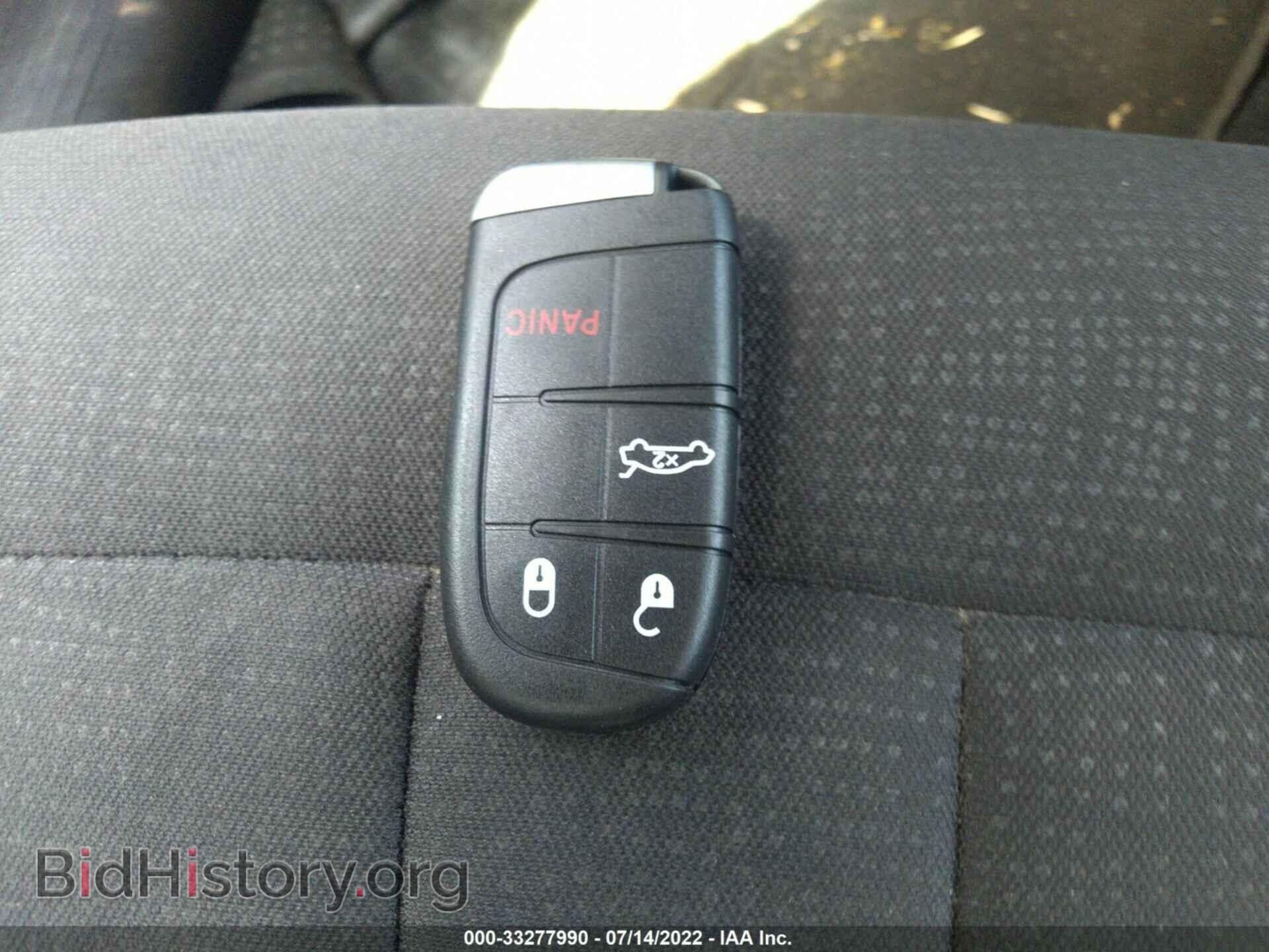 2015 CHRYSLER 200 - VIN: 1C3CCCAB1FN724785 - Фото 11