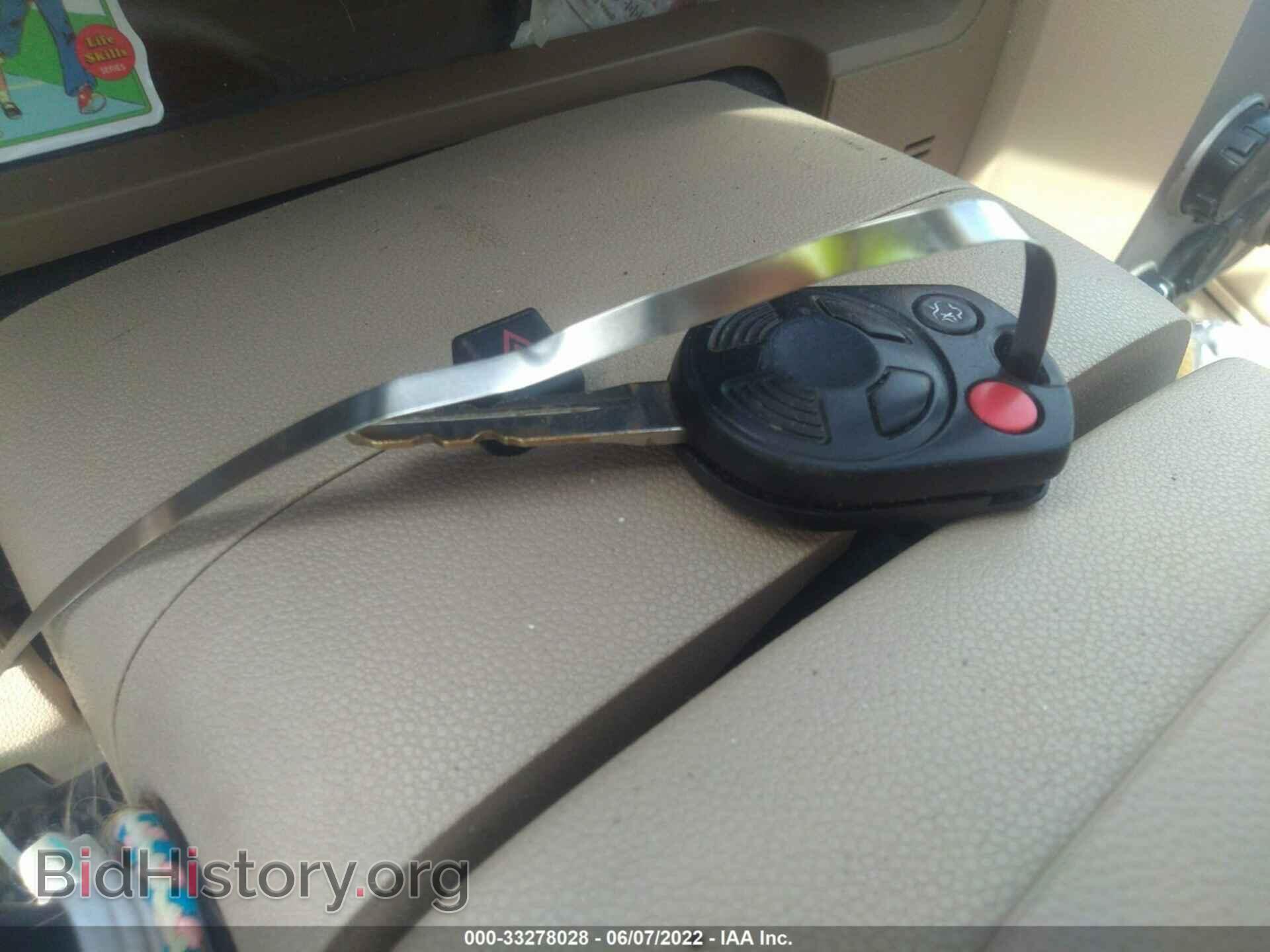 2011 FORD ESCAPE - VIN: 1FMCU0D72BKA75603 - Фото 11