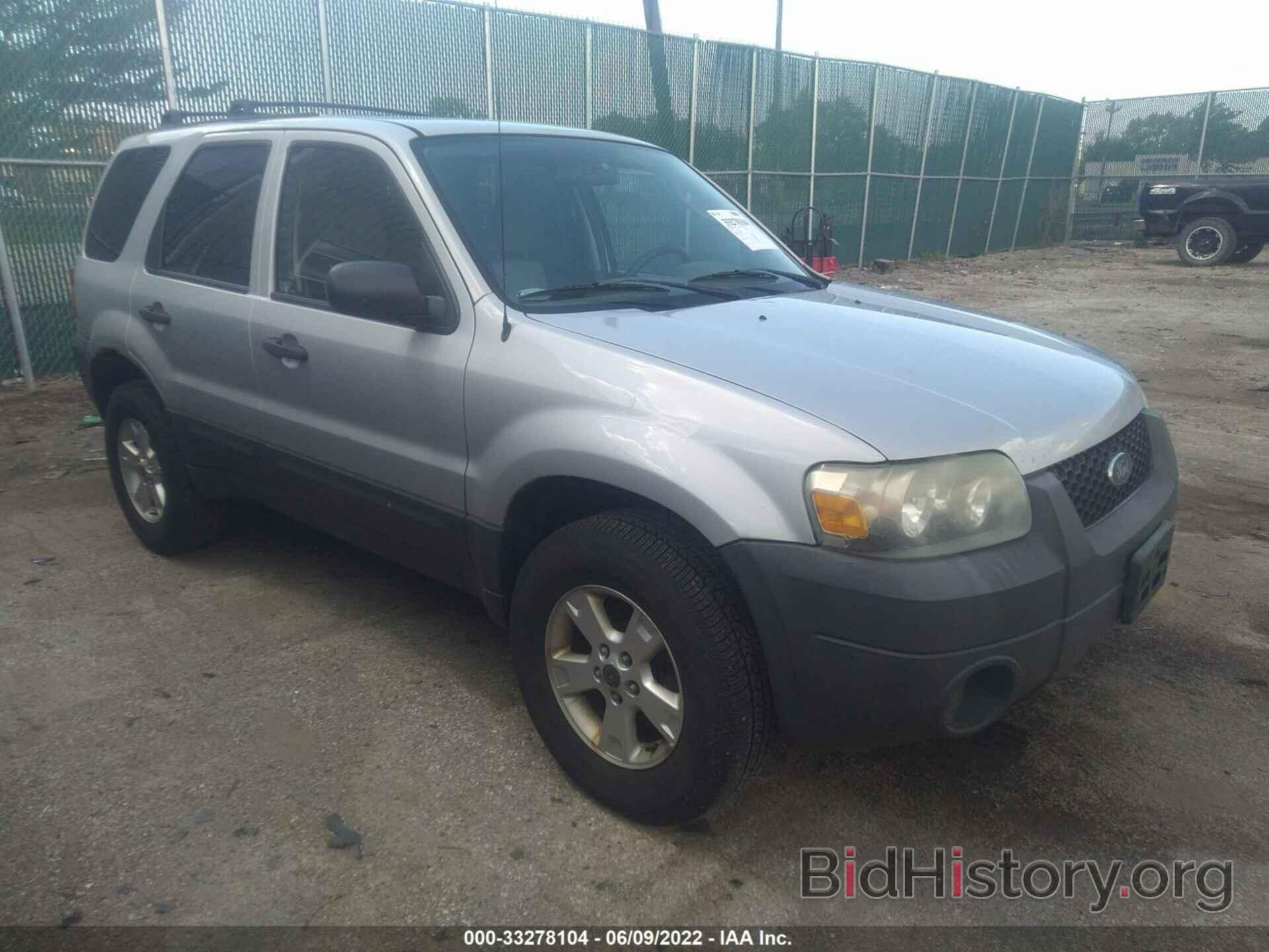 Photo 1FMCU93126KD40057 - FORD ESCAPE 2006