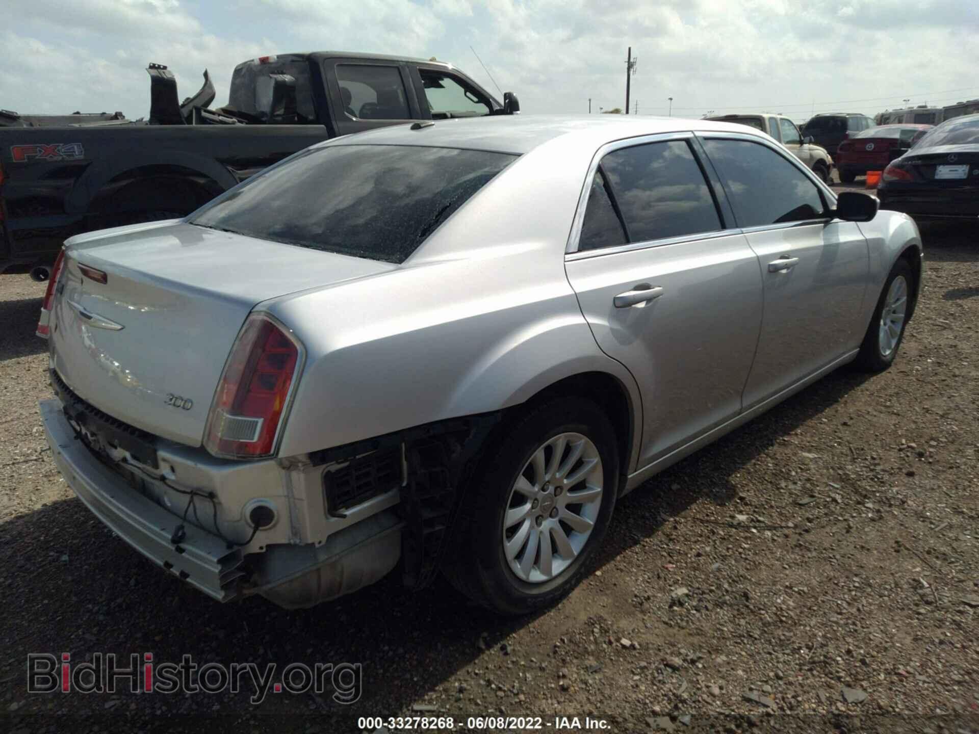 2012 CHRYSLER 300 - VIN: 2C3CCAAG0CH116809 - Photo 4