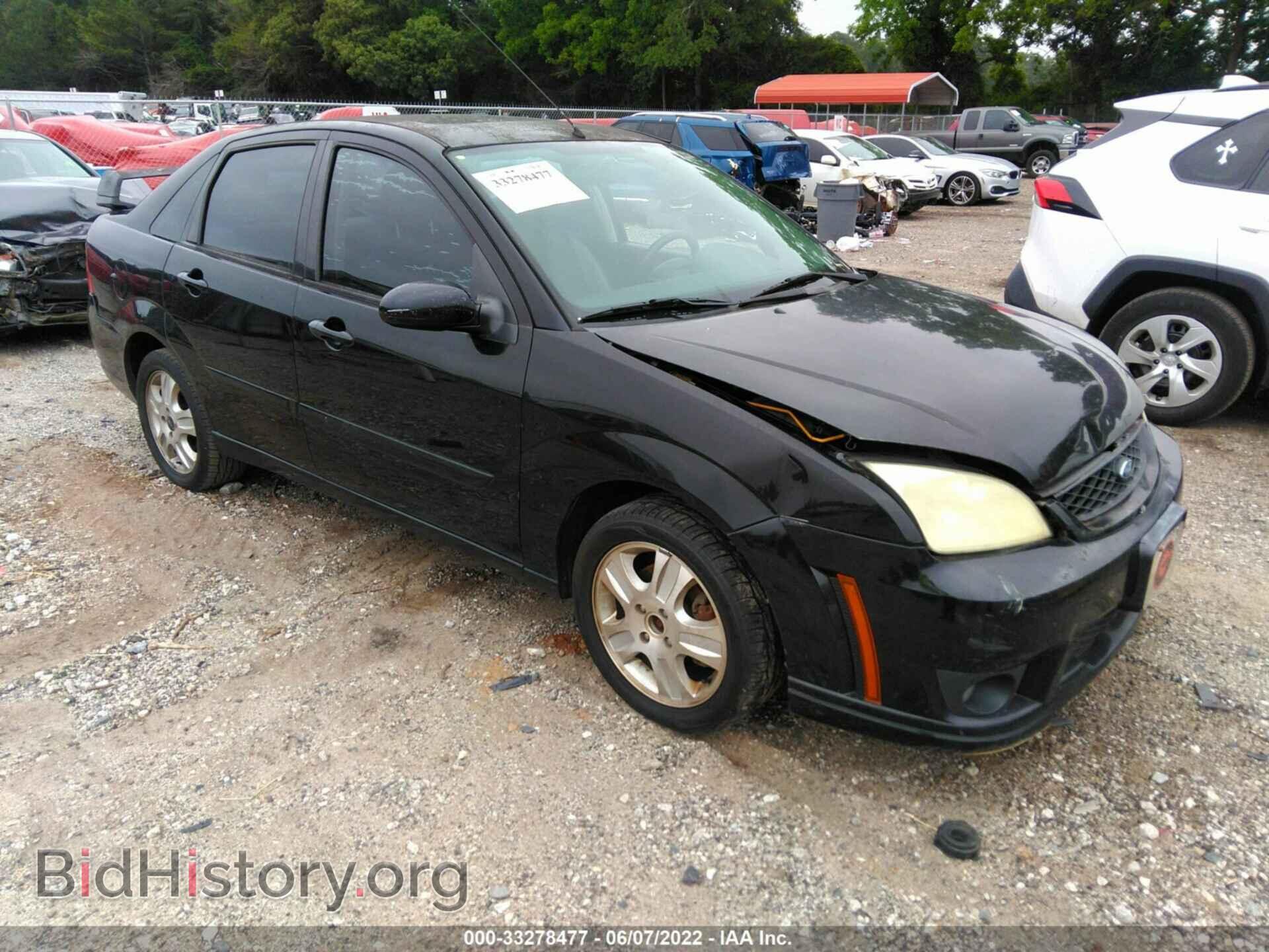 Photo 1FAFP38Z66W199660 - FORD FOCUS 2006