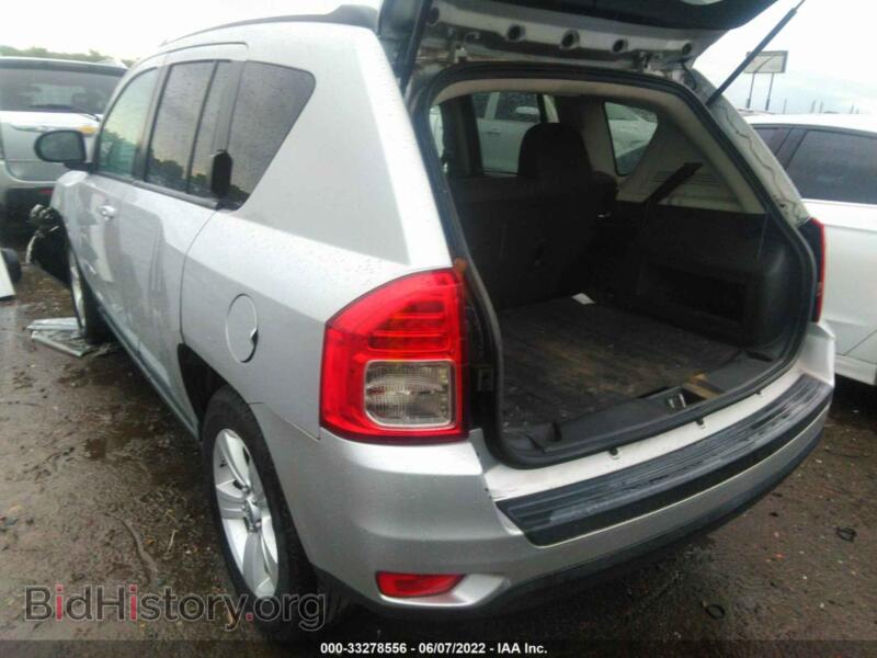 2012 Jeep COMPASS (VIN 1C4NJCBA9CD500617) — фото 3 из 11