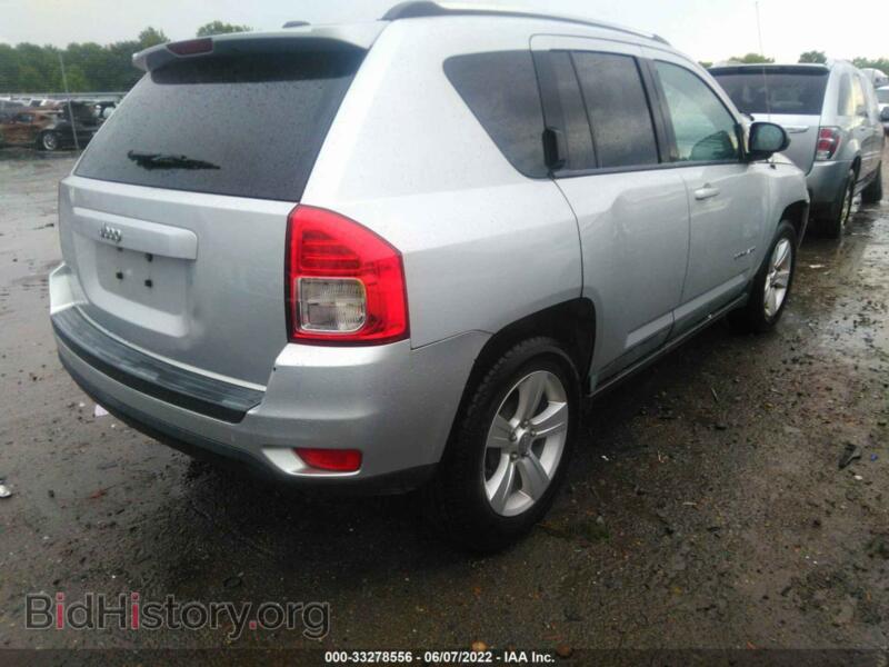 2012 Jeep COMPASS (VIN 1C4NJCBA9CD500617) — фото 4 из 11