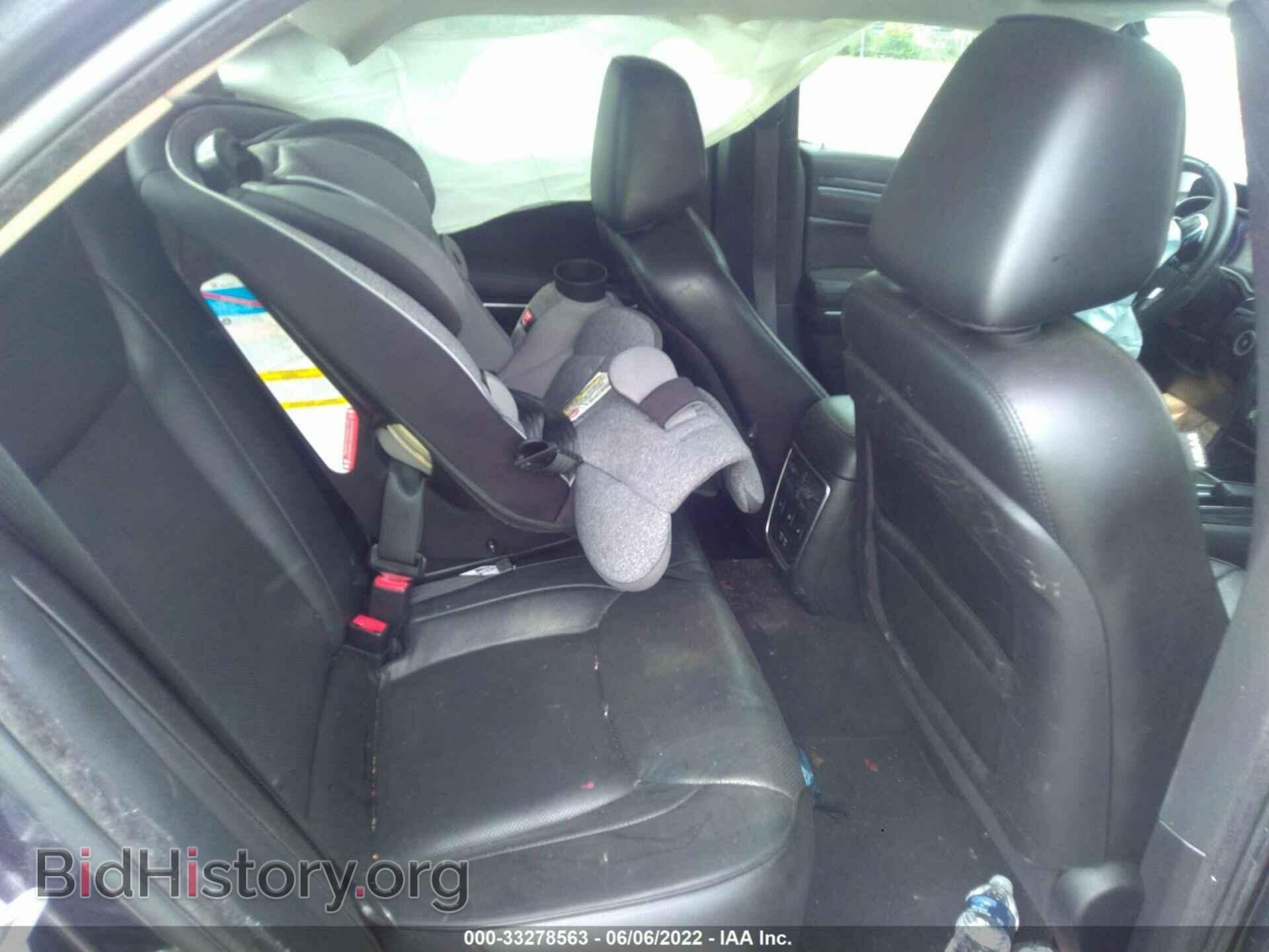 2016 CHRYSLER 300 - VIN: 2C3CCAEG1GH238644 - Фото 8