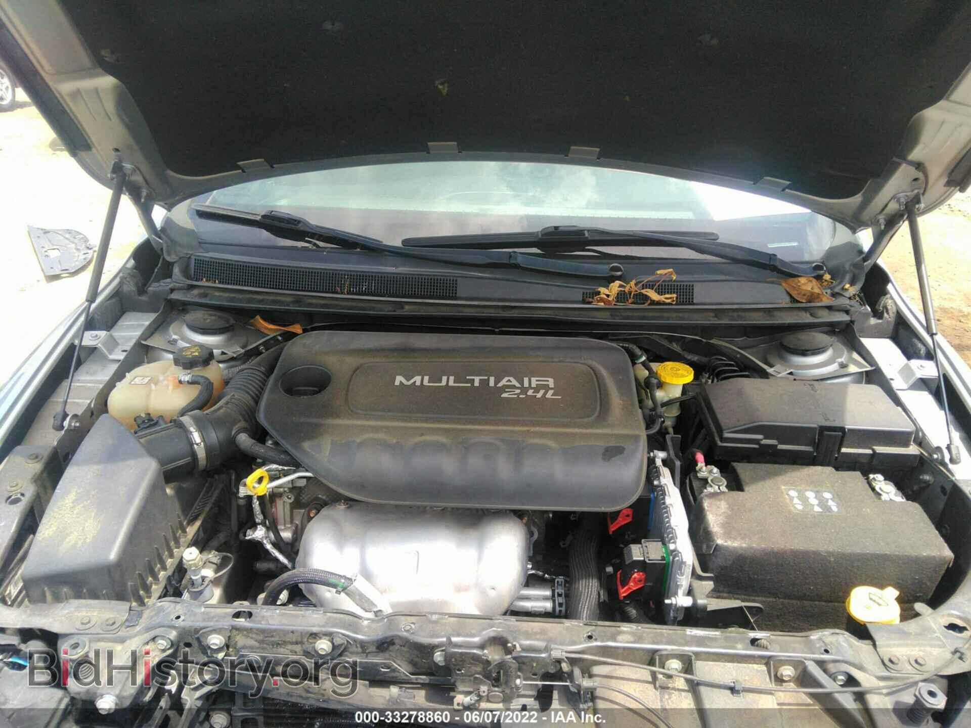 2015 CHRYSLER 200 - VIN: 1C3CCCBB3FN757088 - Фото 10