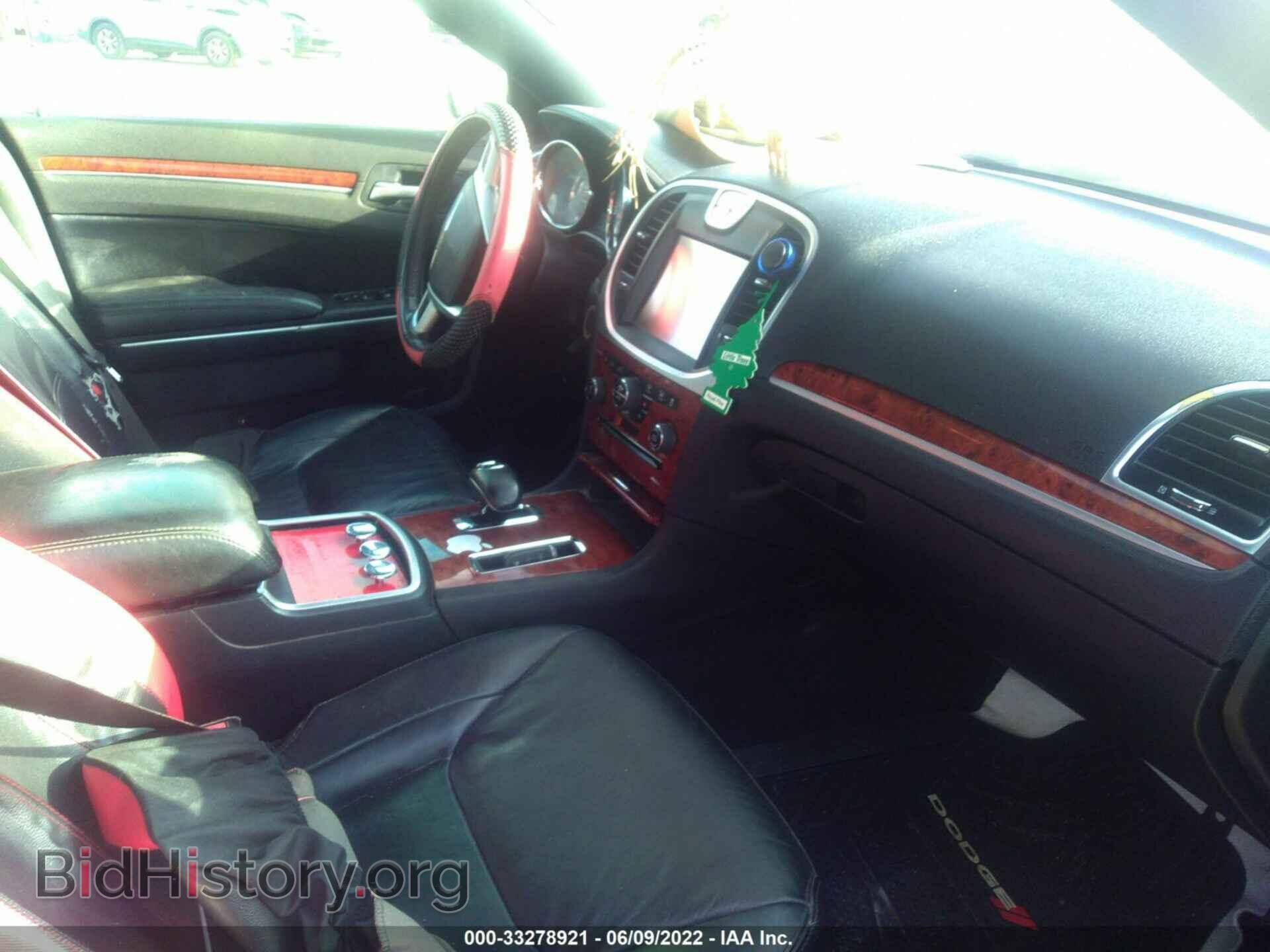 2013 CHRYSLER 300 - VIN: 2C3CCAAG0DH509680 - Фото 5