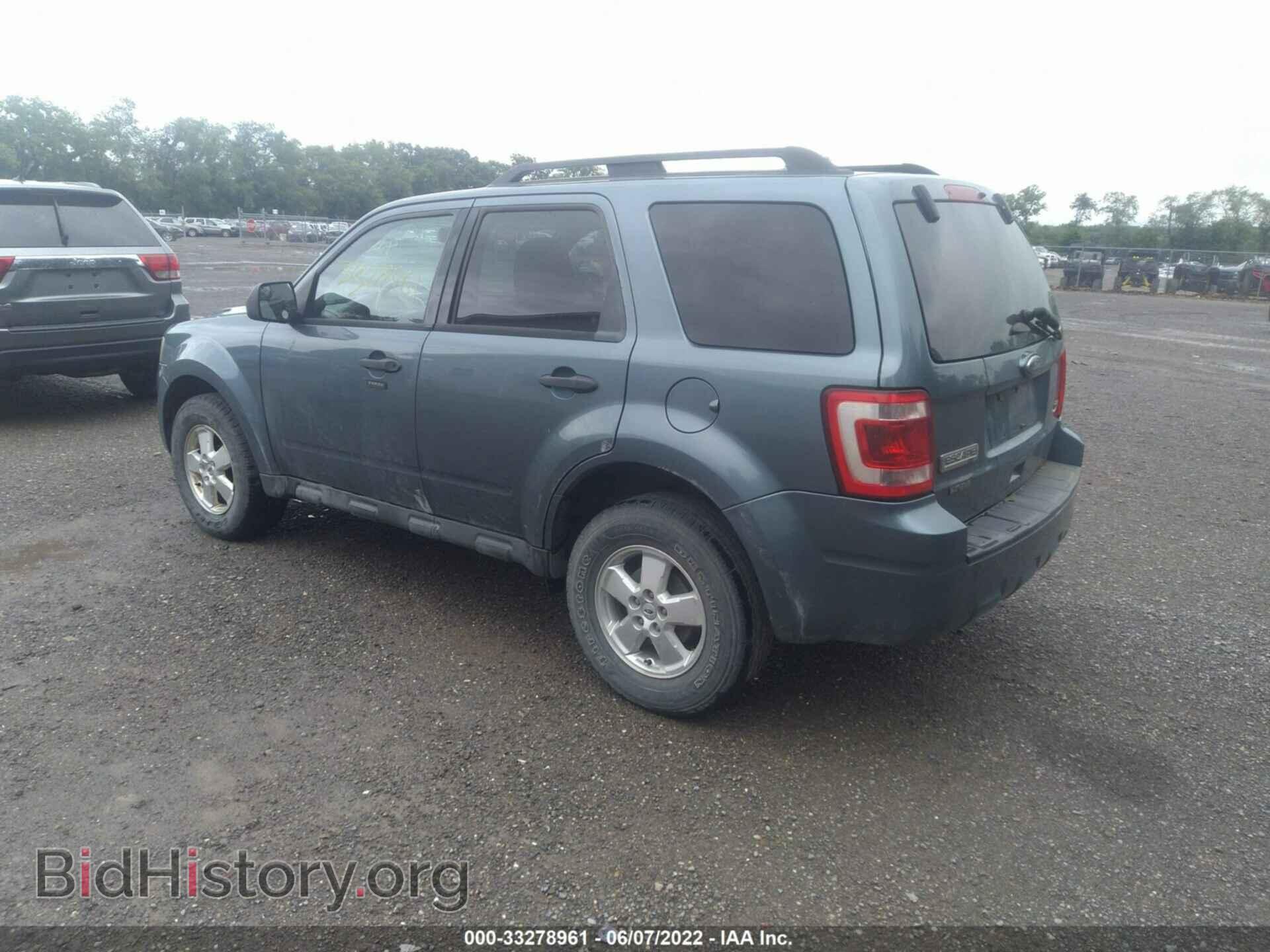 2011 FORD ESCAPE - VIN: 1FMCU9DG3BKA73606 - Фото 3