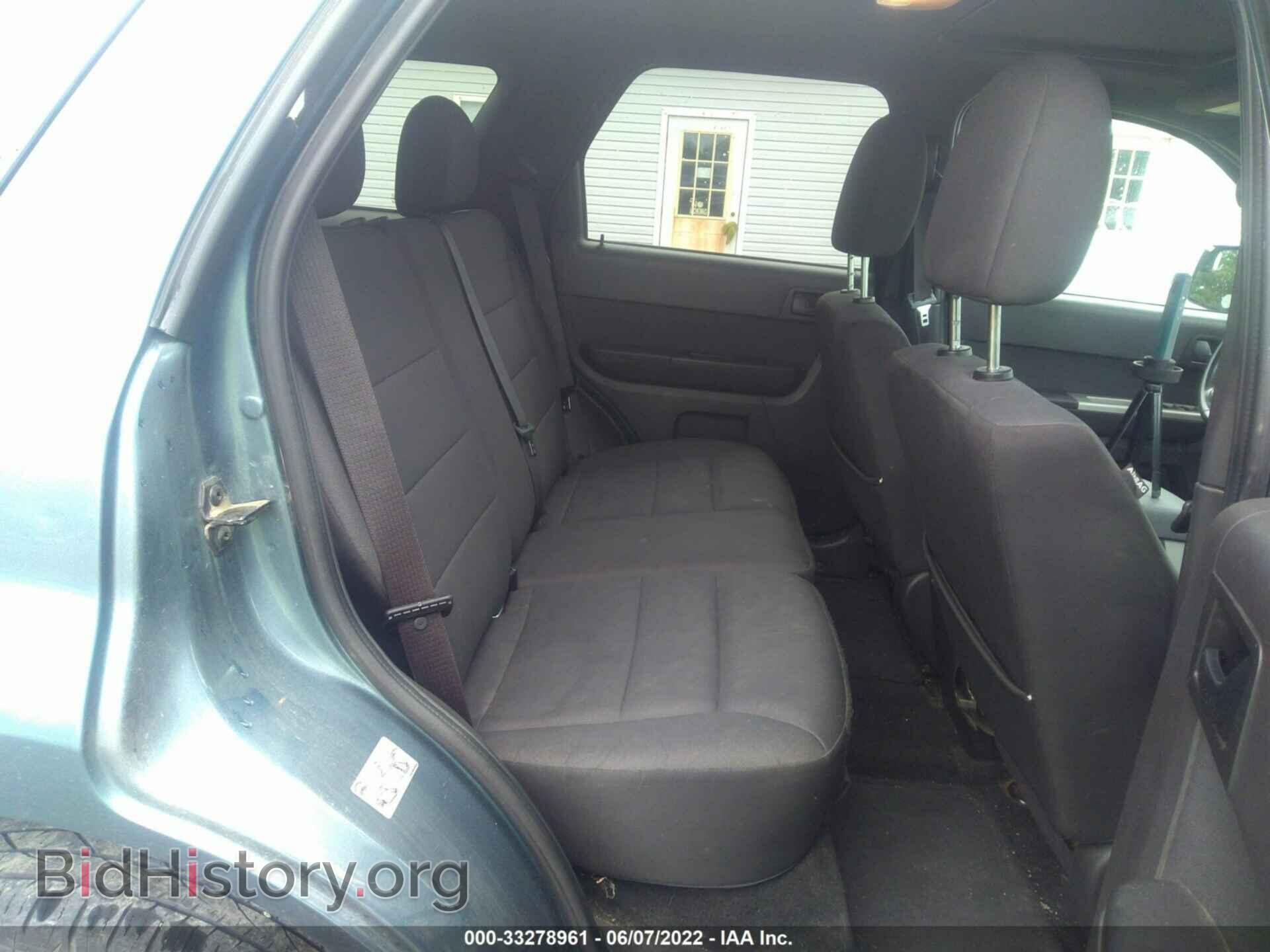 2011 FORD ESCAPE - VIN: 1FMCU9DG3BKA73606 - Фото 8