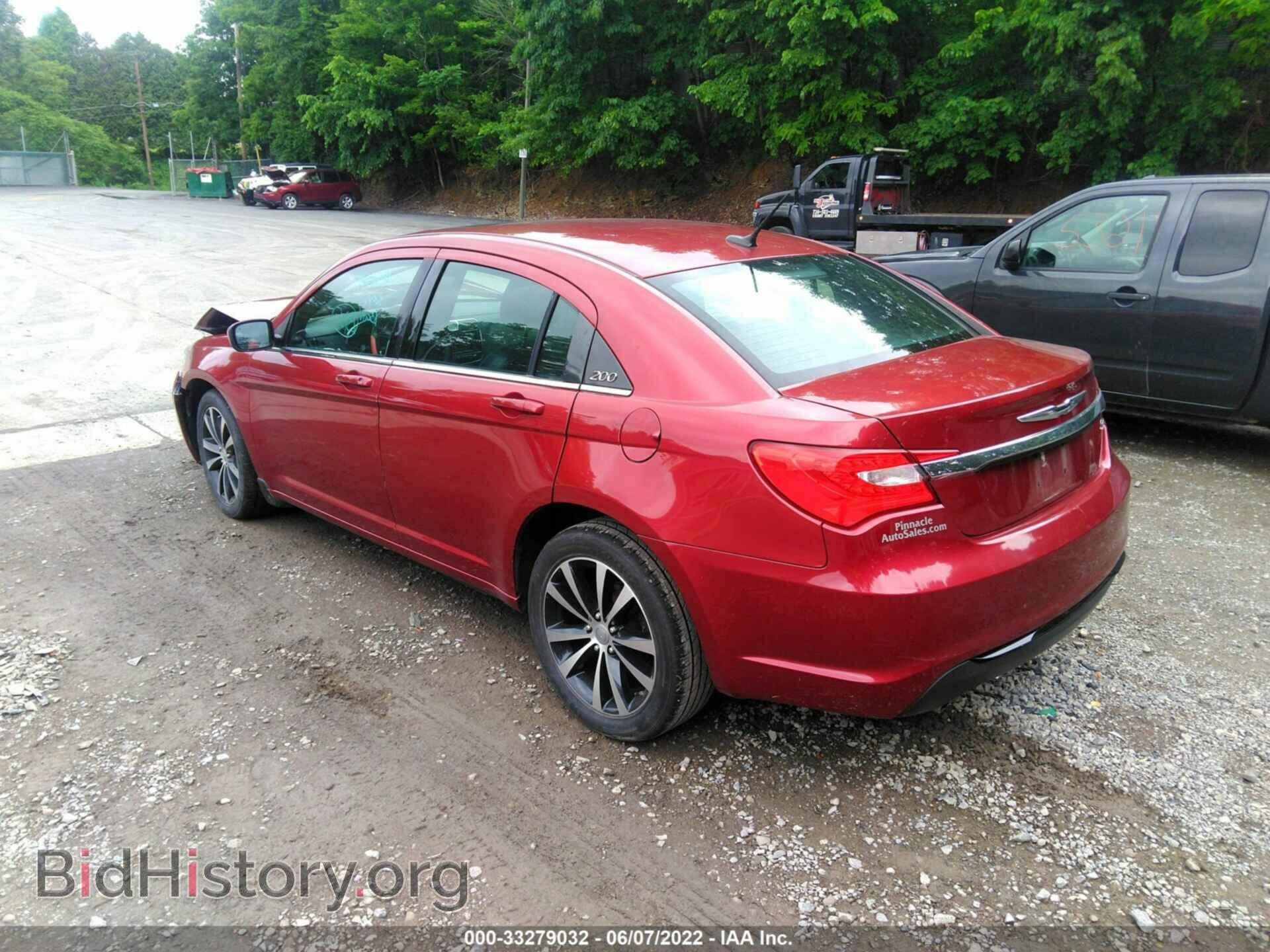2011 CHRYSLER 200 - VIN: 1C3BC8FG0BN567550 - Фото 3