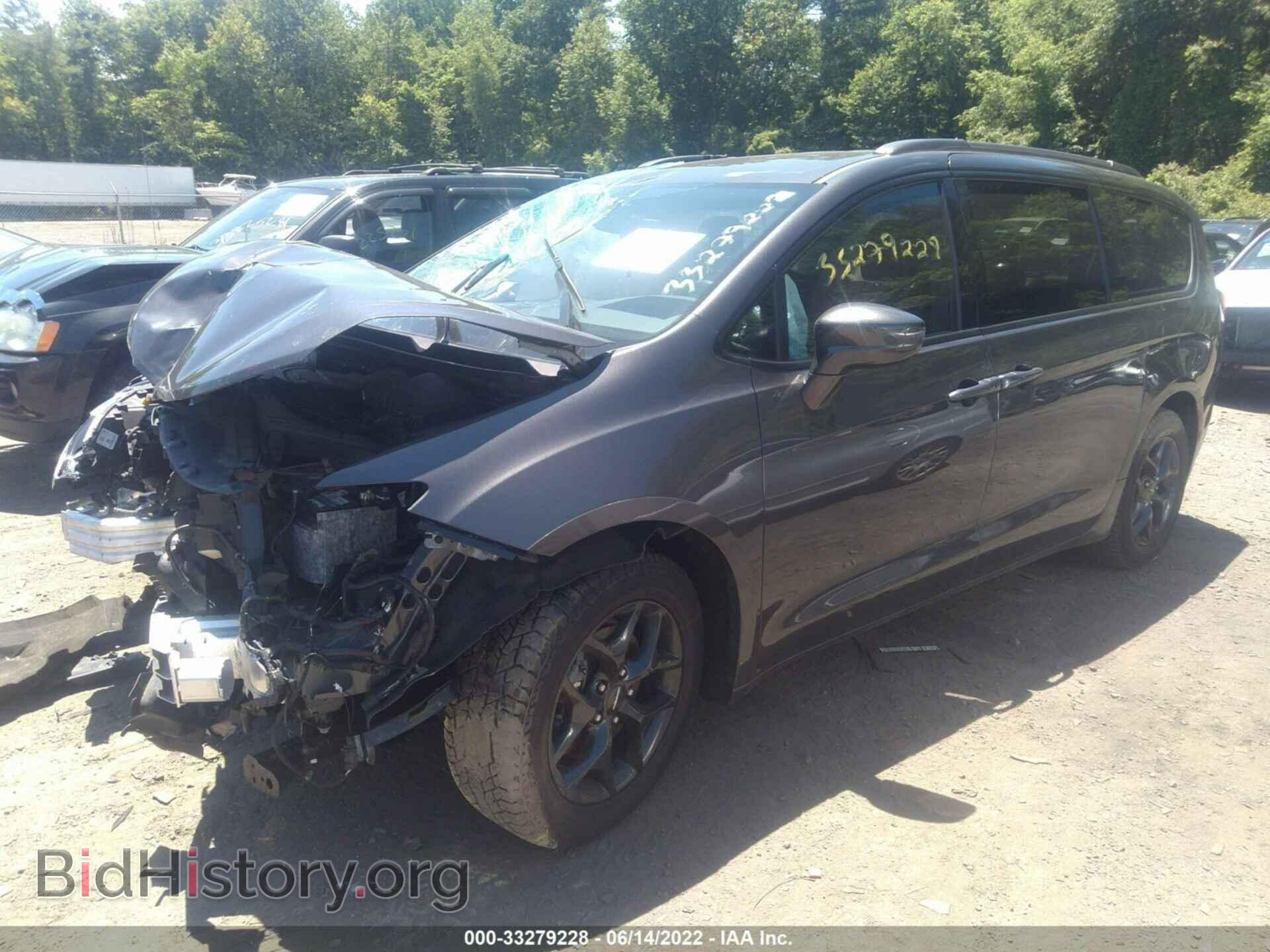 2019 CHRYSLER PACIFICA - VIN: 2C4RC1EG8KR589768 - Photo 2
