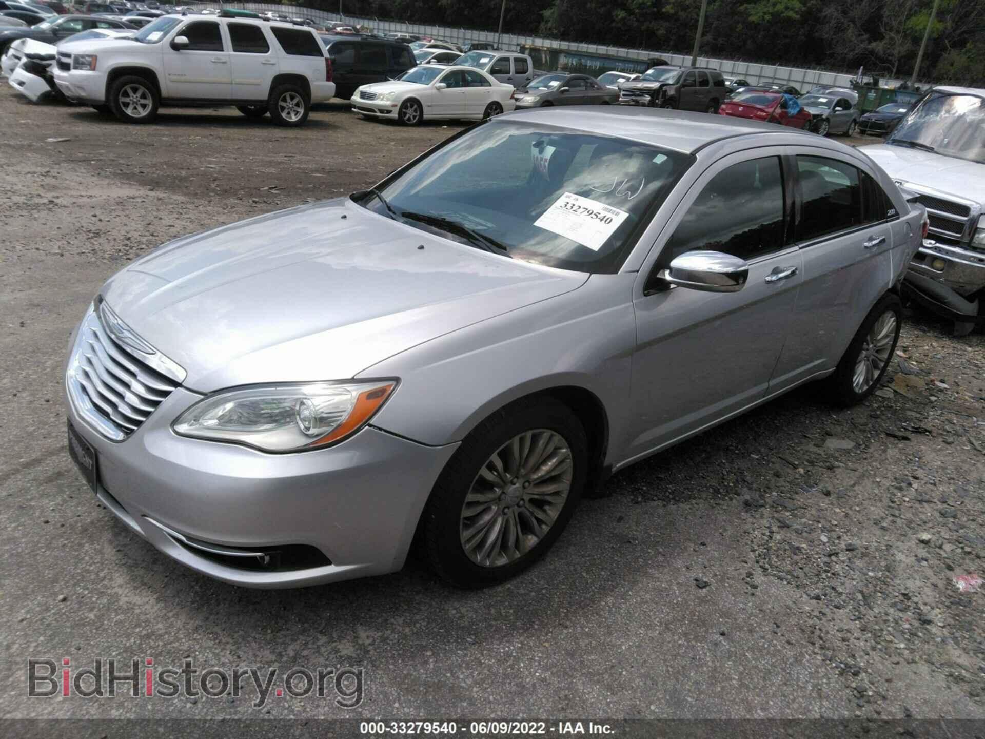2012 CHRYSLER 200 - VIN: 1C3CCBCG7CN153964 - Фото 2