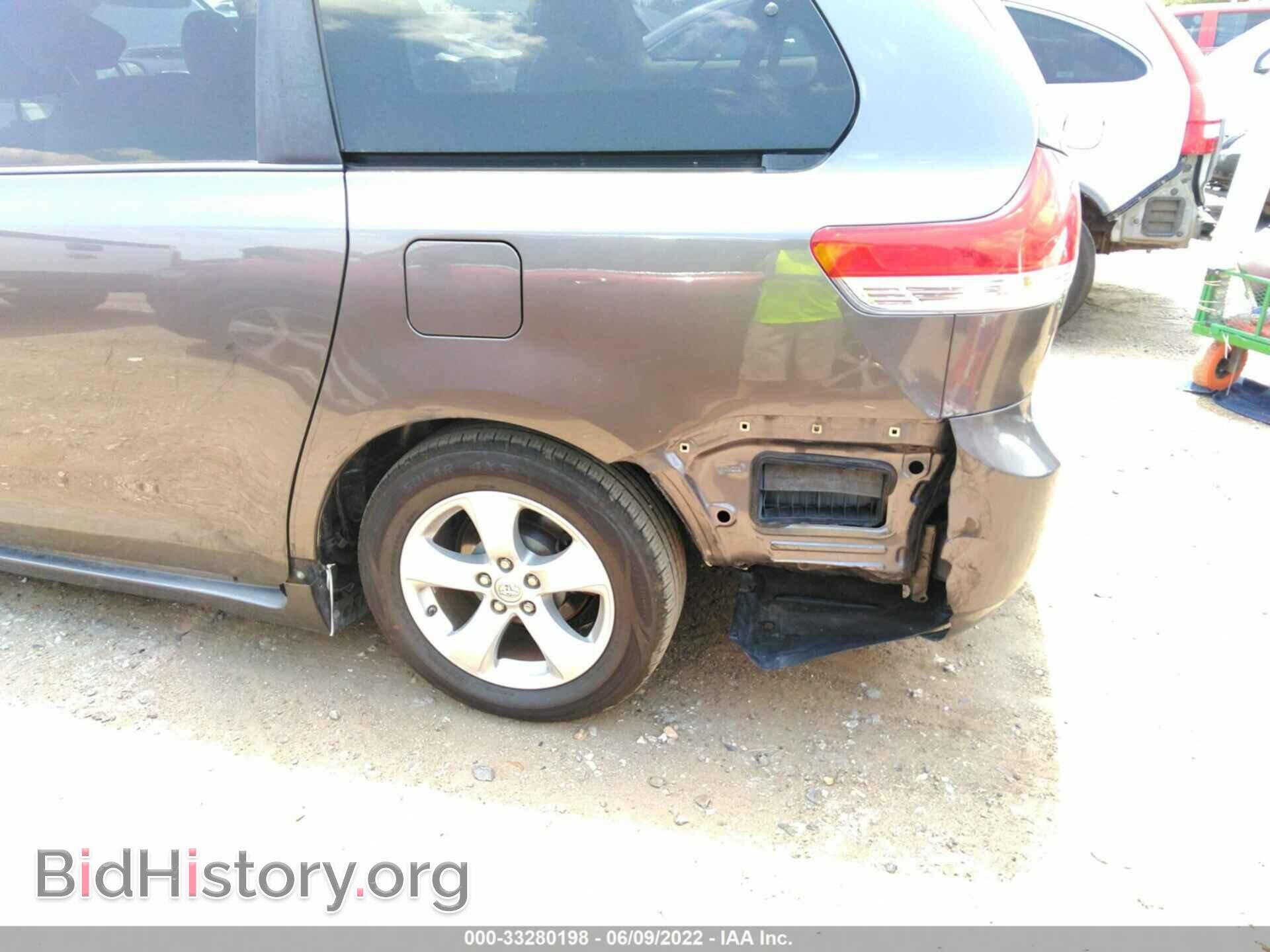 2013 TOYOTA SIENNA - VIN: 5TDKK3DCXDS347329 - Фото 6