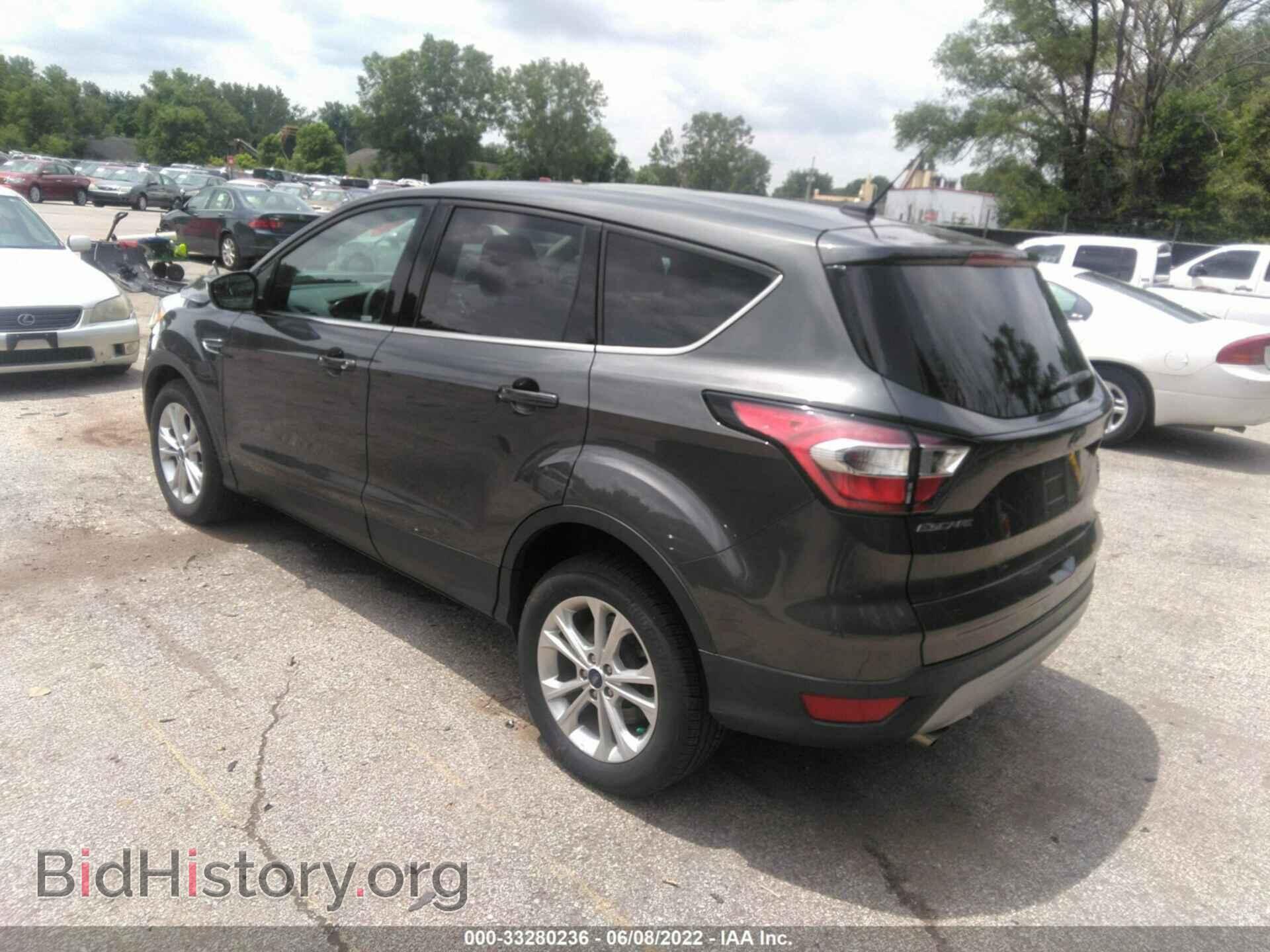 2017 FORD ESCAPE - VIN: 1FMCU9G92HUC52469 - Фото 3