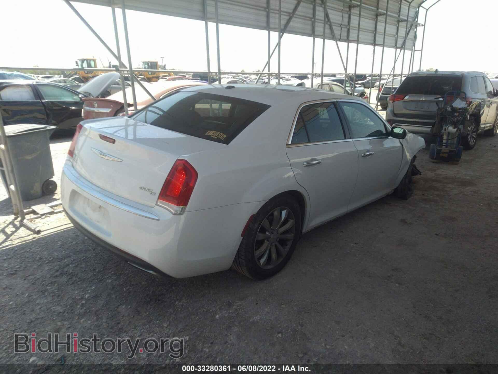 2015 CHRYSLER 300 - VIN: 2C3CCASG9FH860203 - Photo 4