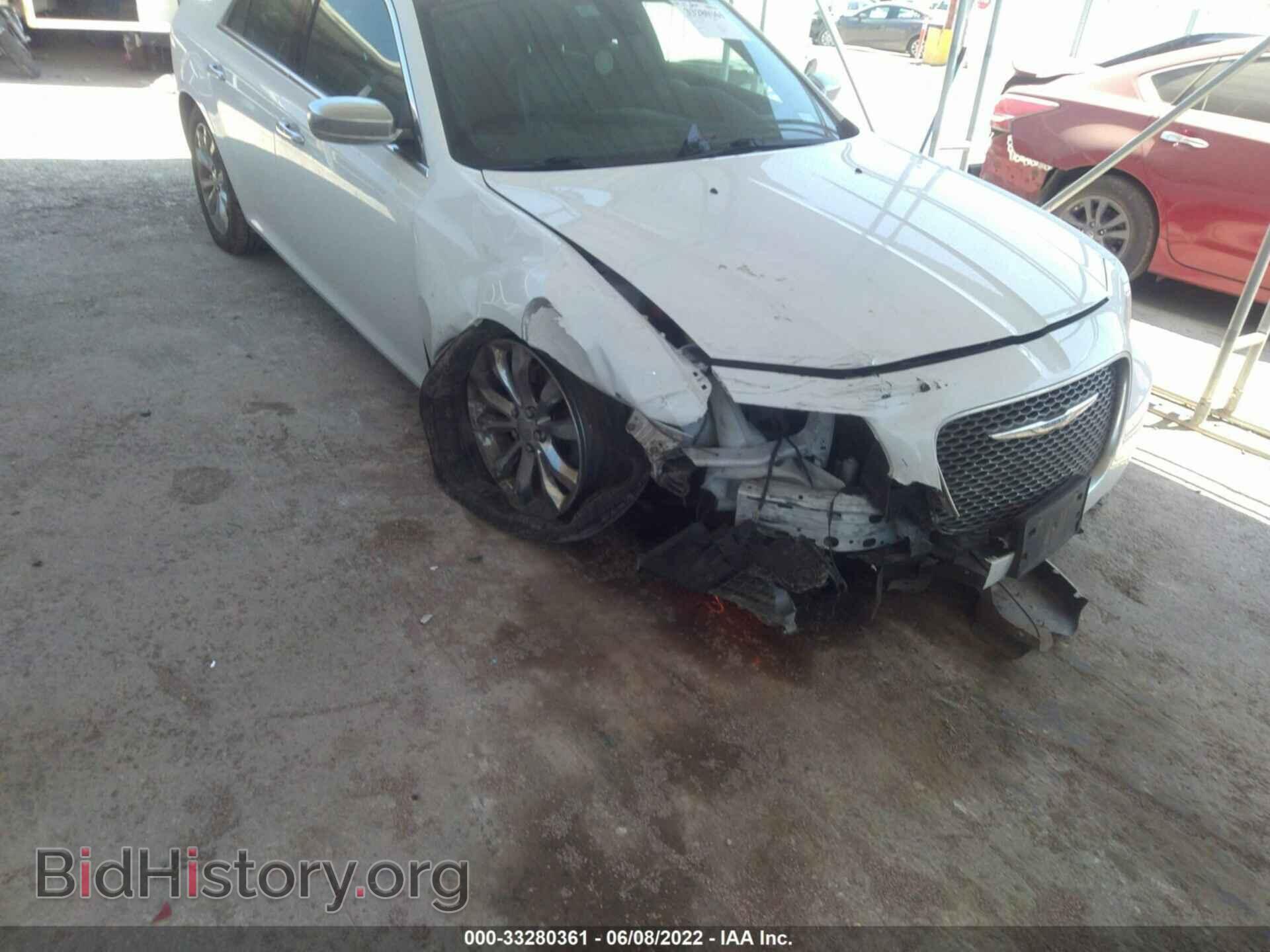 2015 CHRYSLER 300 - VIN: 2C3CCASG9FH860203 - Photo 6
