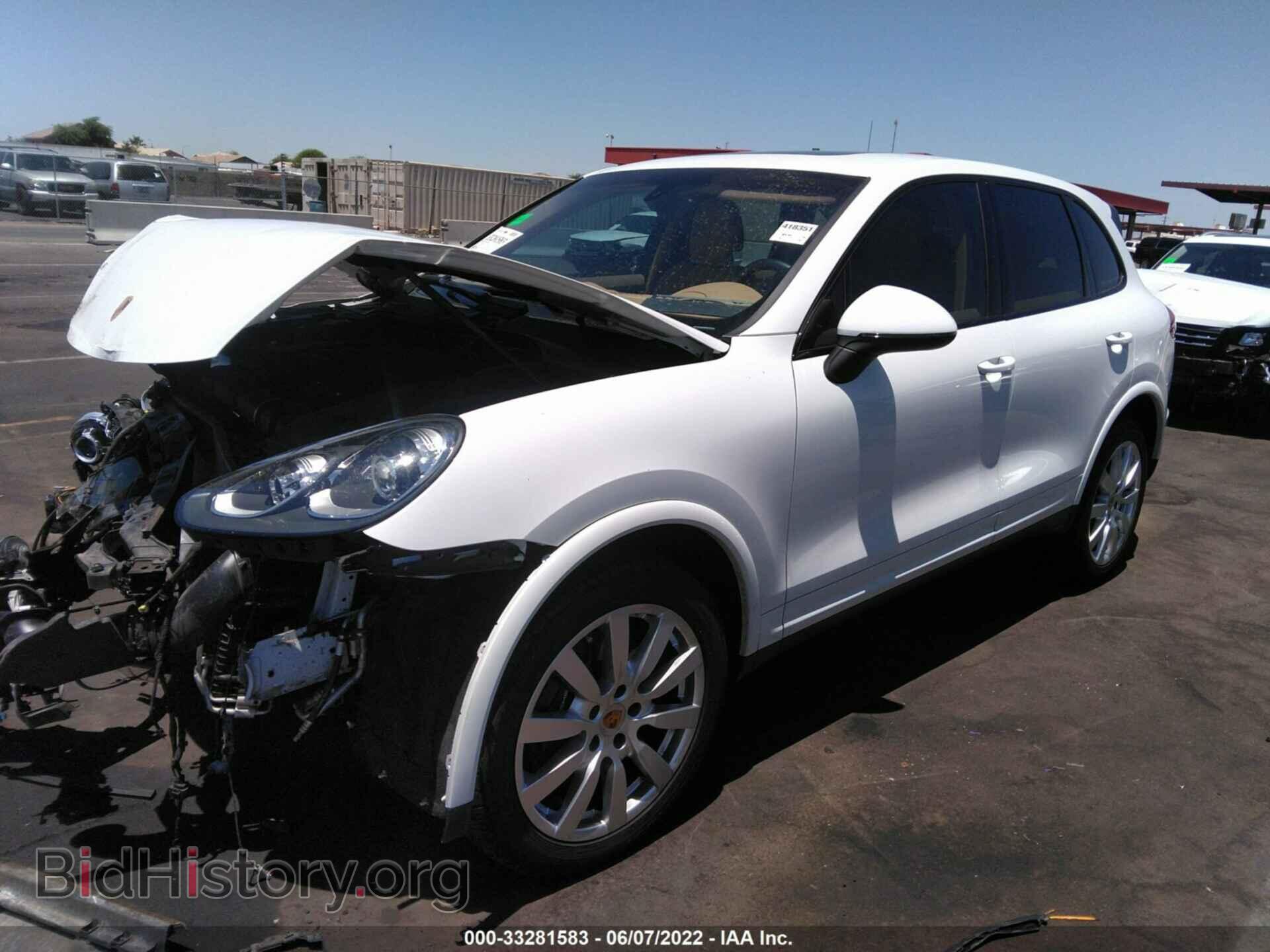 2017 PORSCHE CAYENNE - VIN: WP1AA2A29HKA81155 - Фото 2