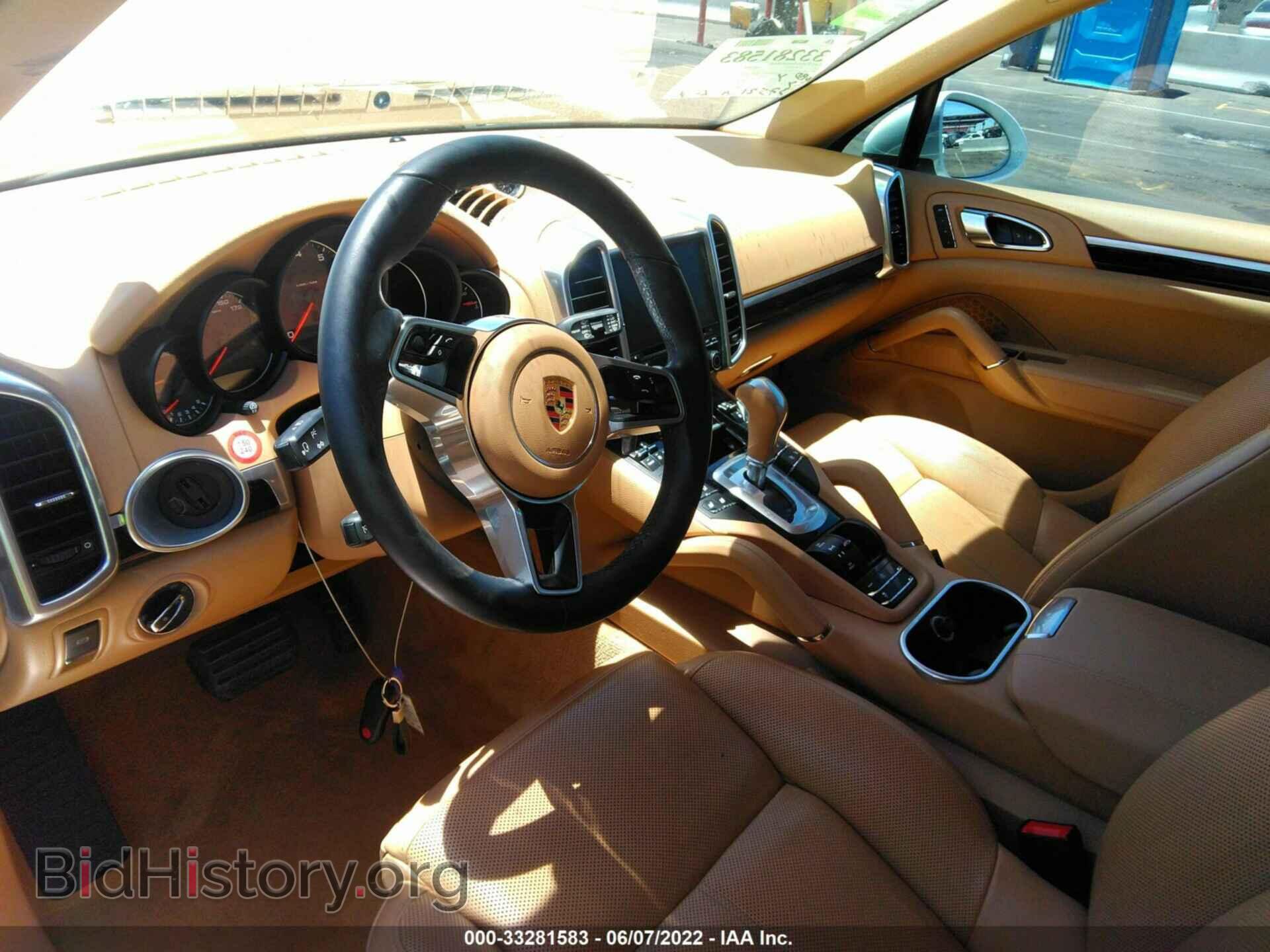 2017 PORSCHE CAYENNE - VIN: WP1AA2A29HKA81155 - Фото 5