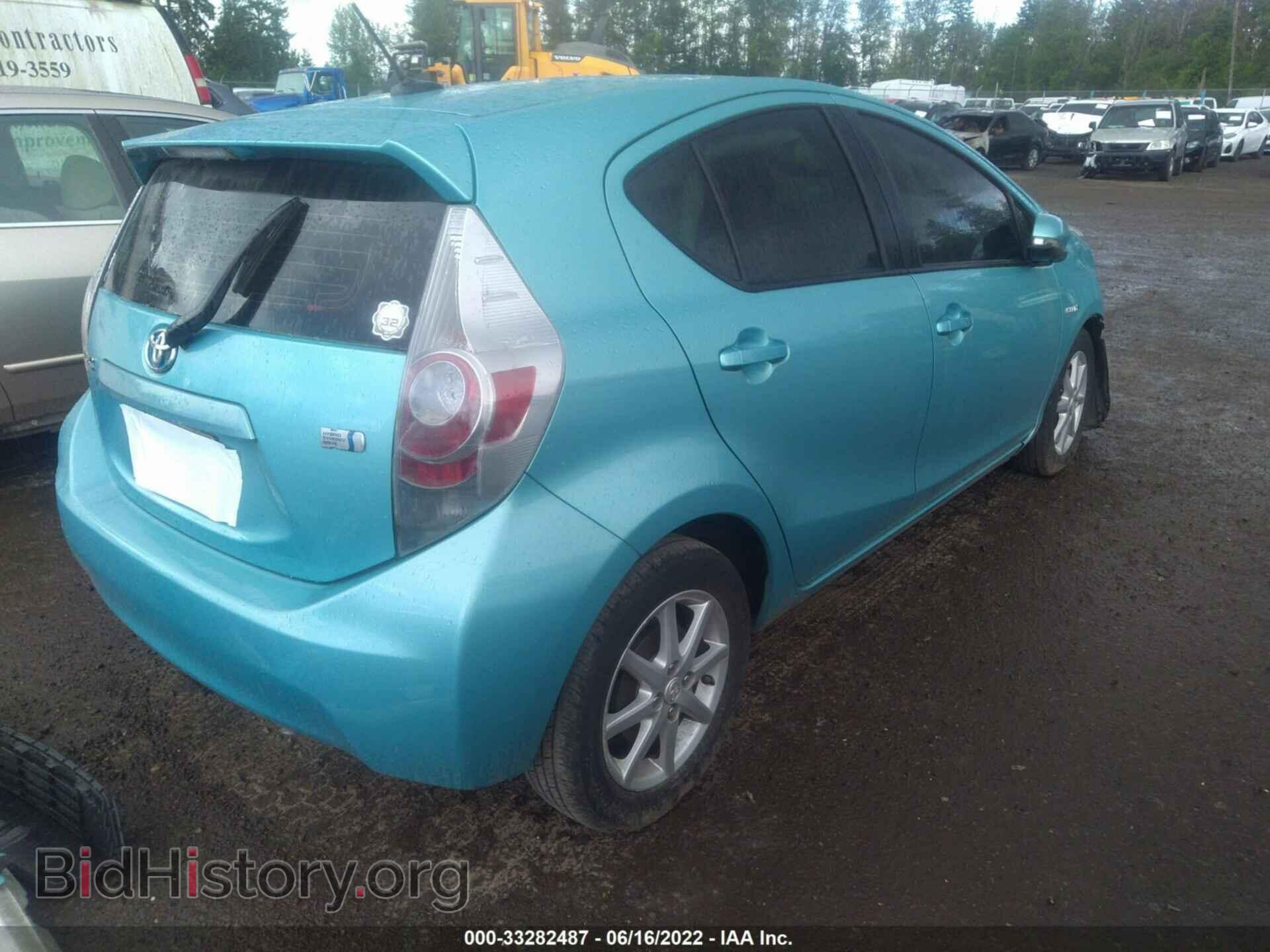 2012 TOYOTA PRIUS C - VIN: JTDKDTB35C1027554 - Фото 4