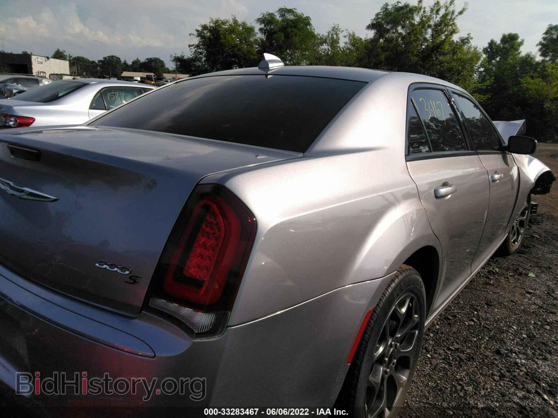 2018 CHRYSLER 300 - VIN: 2C3CCAGG3JH267440 - Фото 4