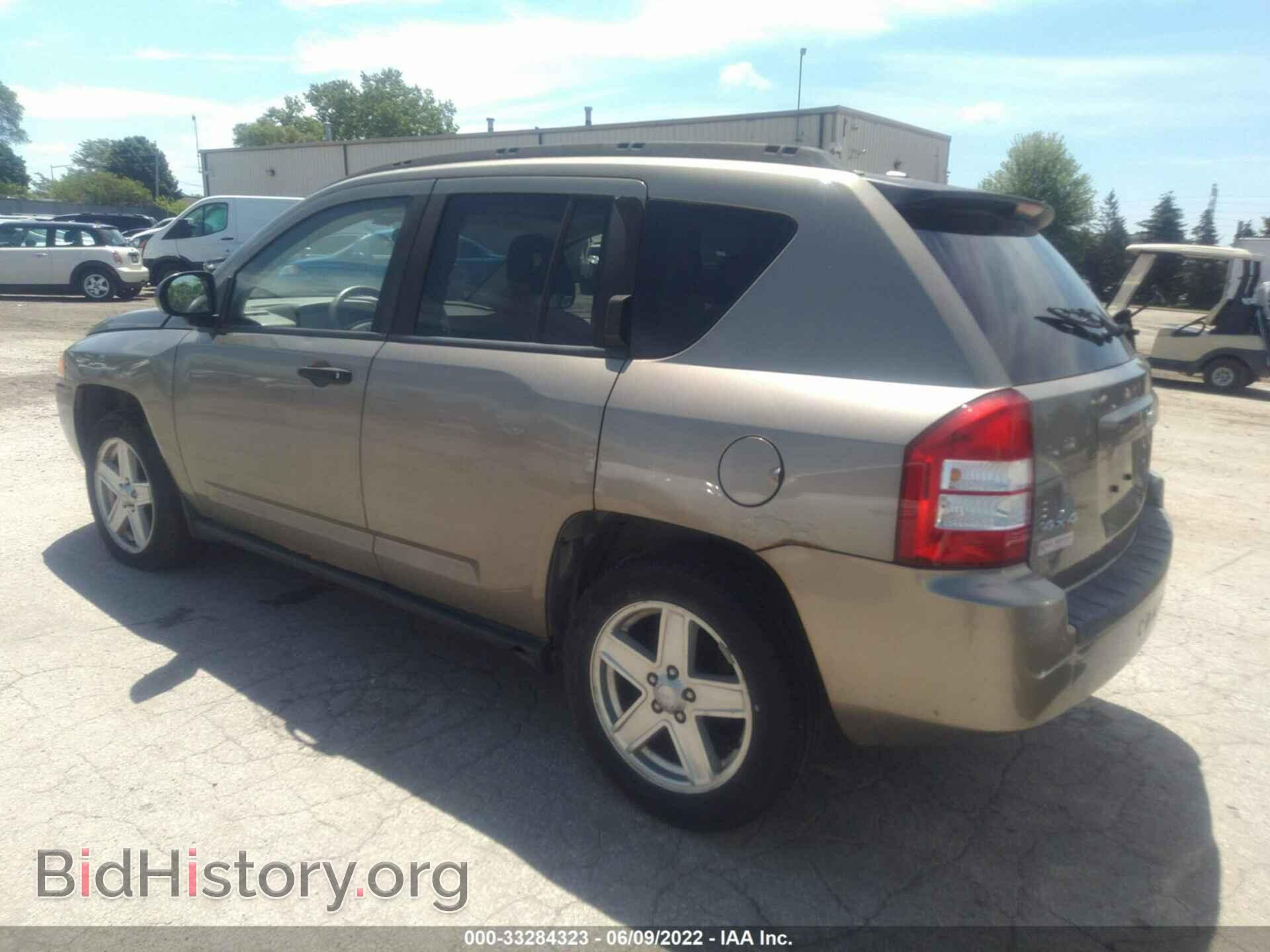 2007 JEEP COMPASS - VIN: 1J8FF47W27D141092 - Фото 3