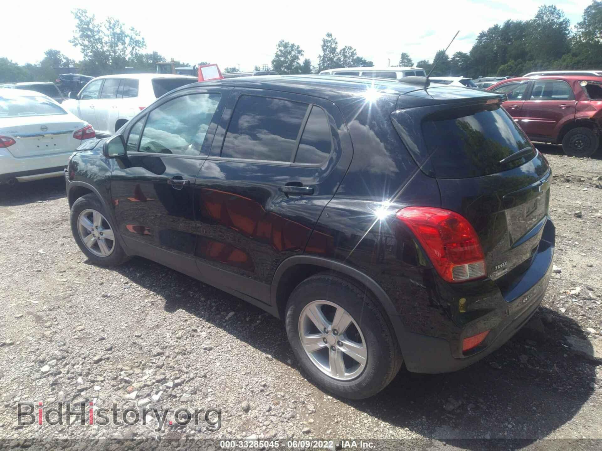 2019 CHEVROLET TRAX - VIN: 3GNCJKSB3KL228740 - Photo 3