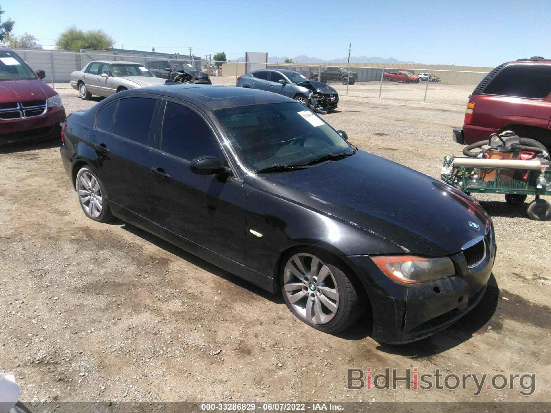 Photo WBAVA37528NL48321 - BMW 3 SERIES 2008