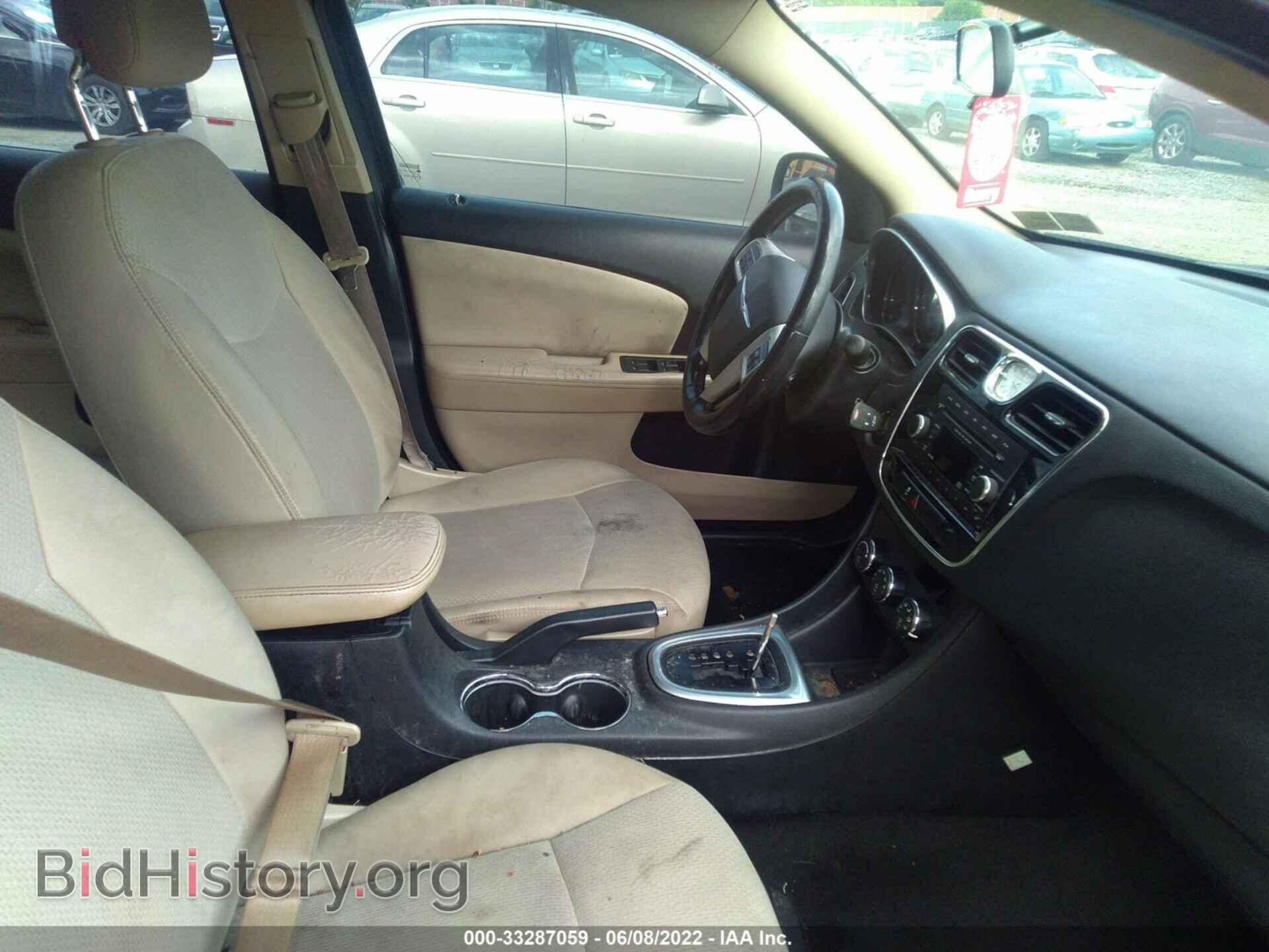 2012 CHRYSLER 200 - VIN: 1C3CCBBB1CN106807 - Фото 5