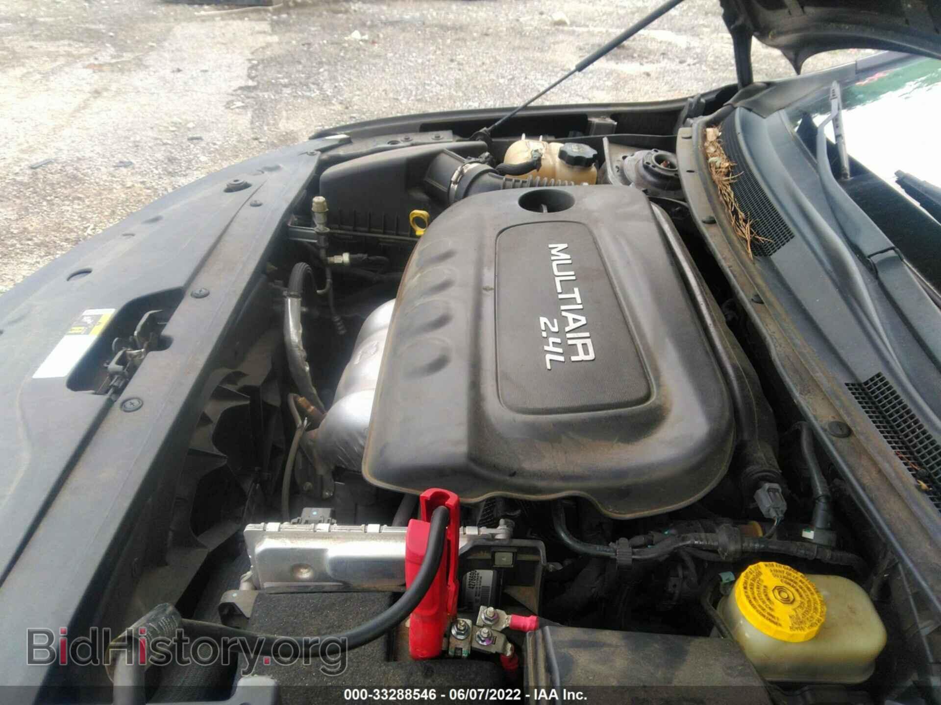 2015 CHRYSLER 200 - VIN: 1C3CCCAB0FN663106 - Фото 10
