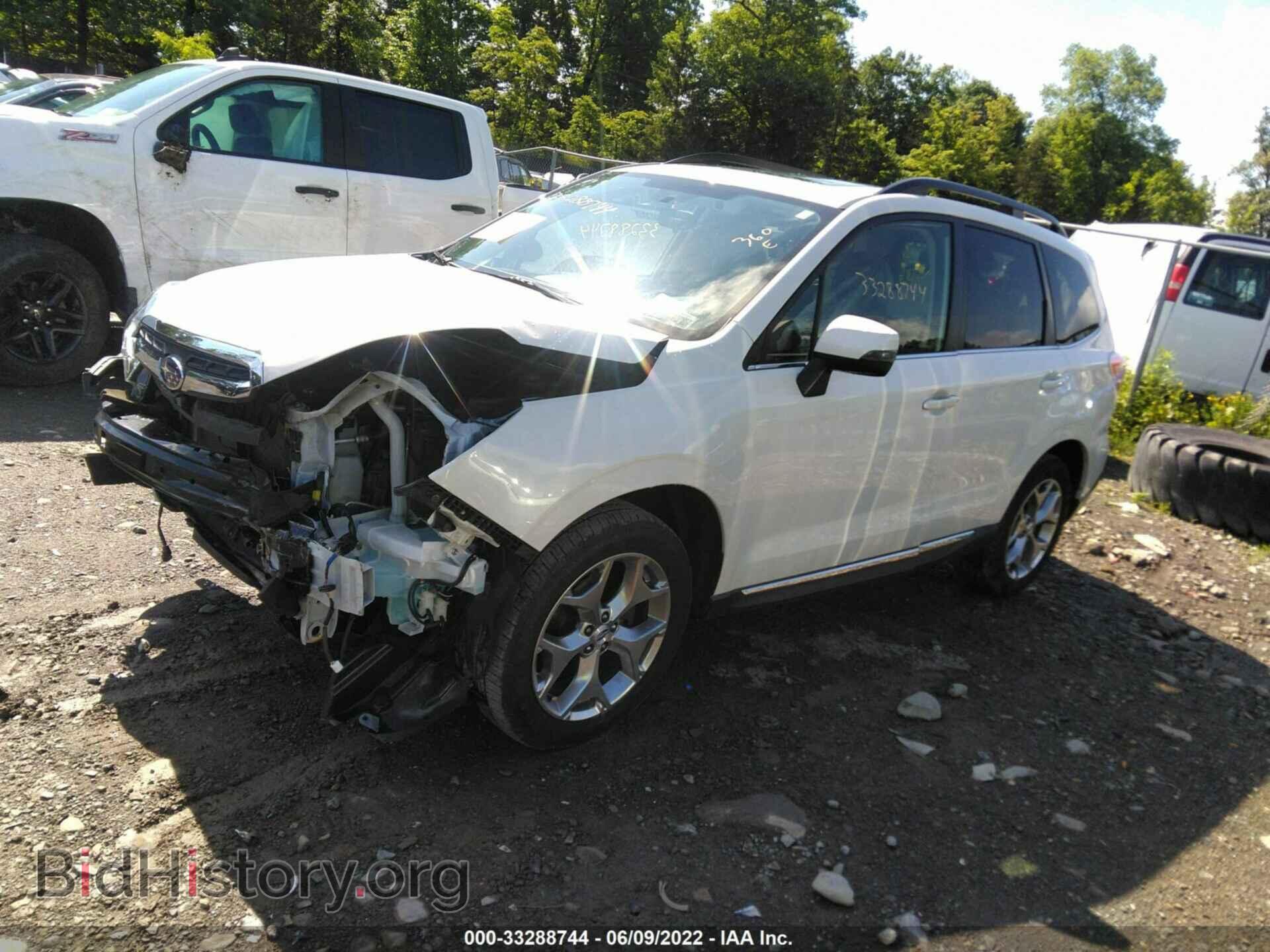 2017 SUBARU FORESTER - VIN: JF2SJAWC0HH486532 - Фото 2