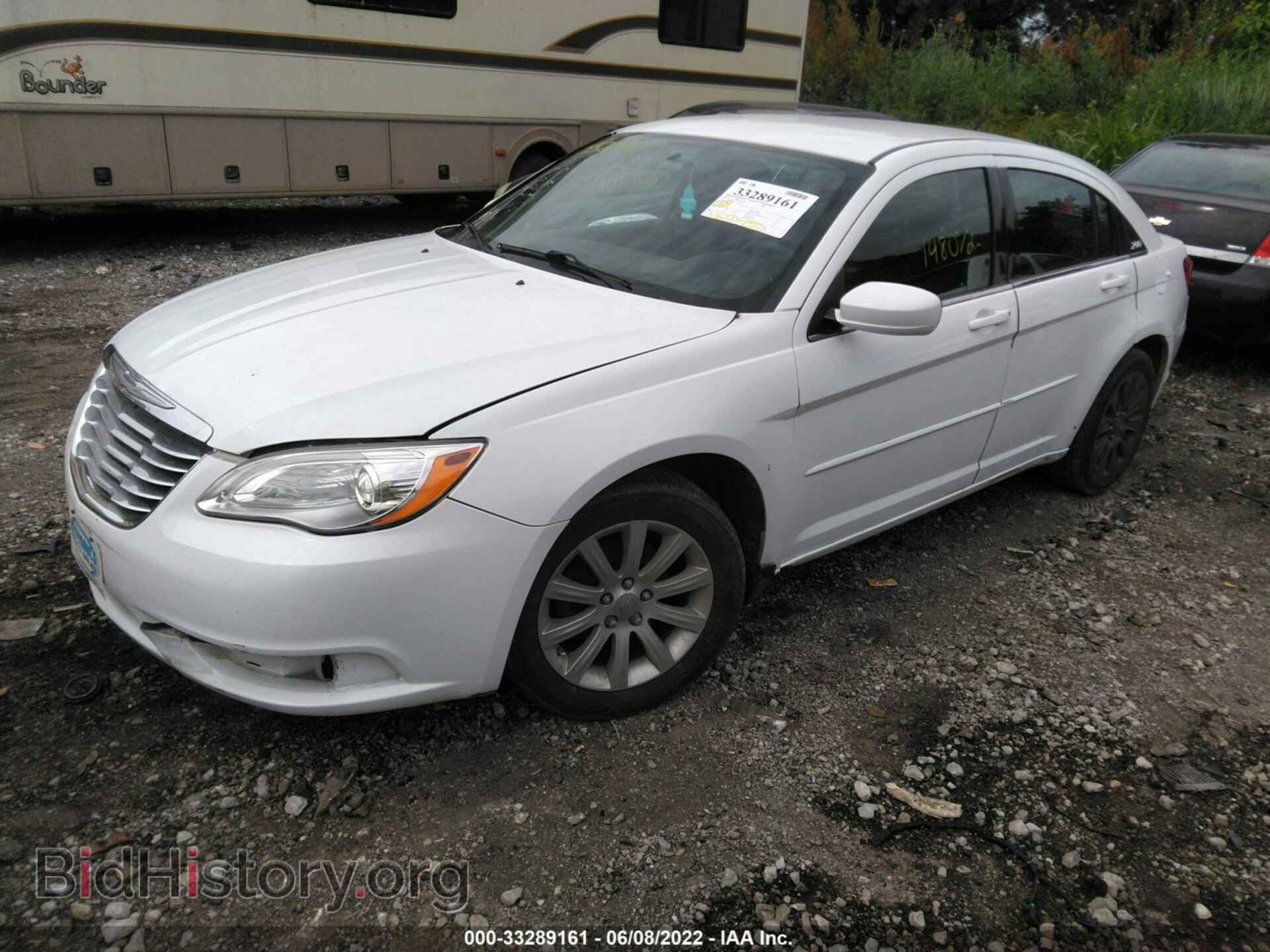 2012 CHRYSLER 200 - VIN: 1C3CCBAB7CN158024 - Фото 2