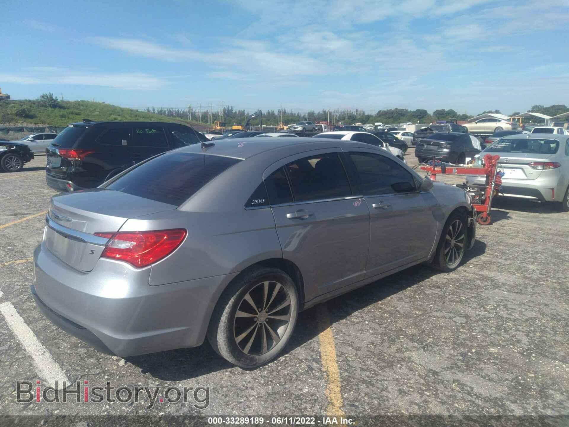 2014 CHRYSLER 200 - VIN: 1C3CCBBB8EN107536 - Фото 4