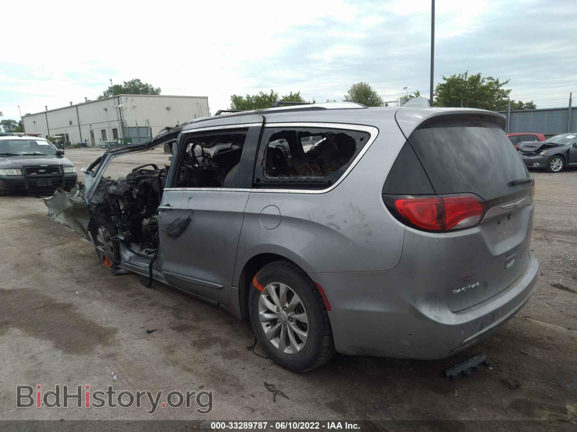 2019 CHRYSLER PACIFICA - VIN: 2C4RC1BG2KR537136 - Photo 3