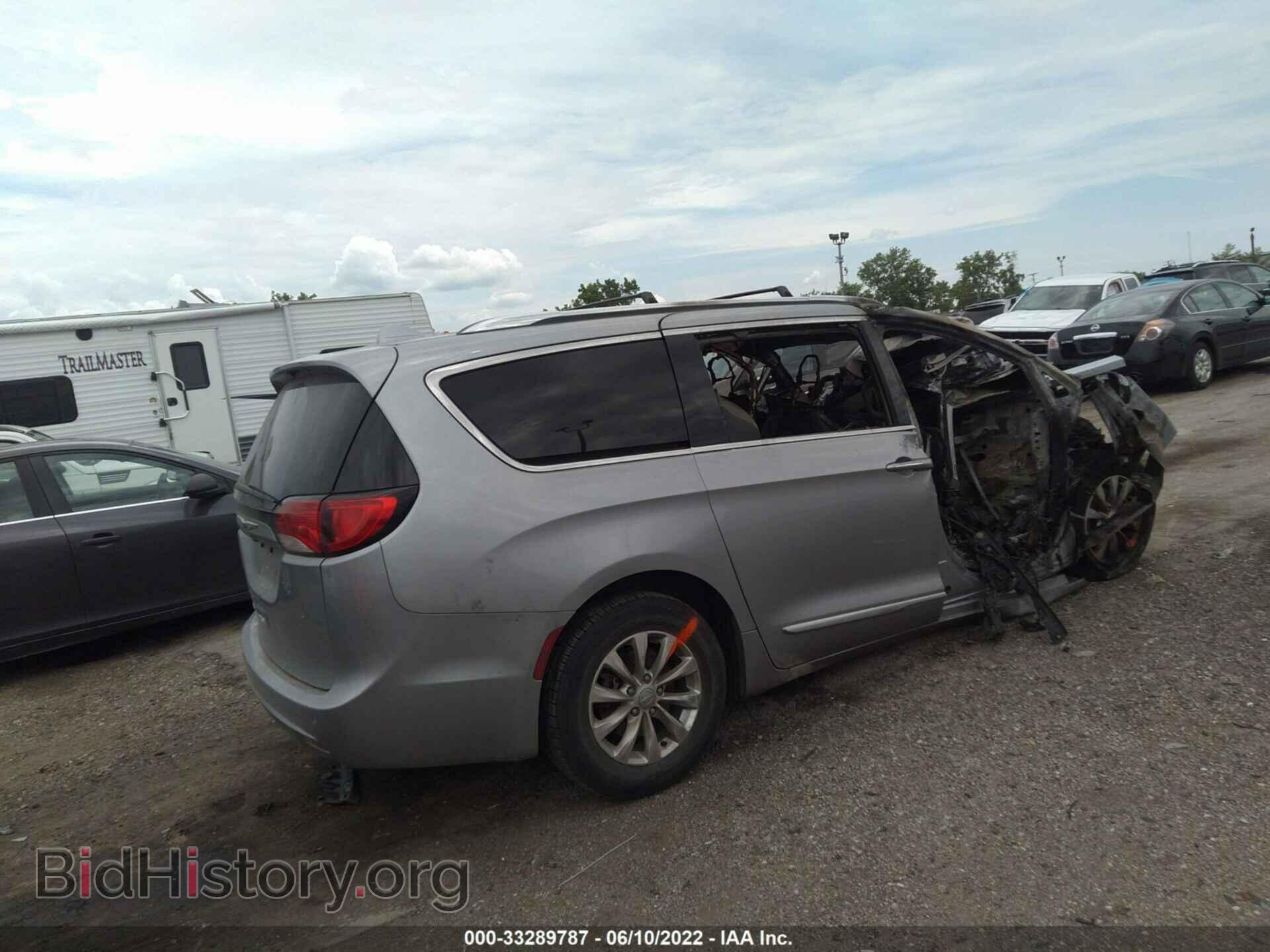 2019 CHRYSLER PACIFICA - VIN: 2C4RC1BG2KR537136 - Photo 4