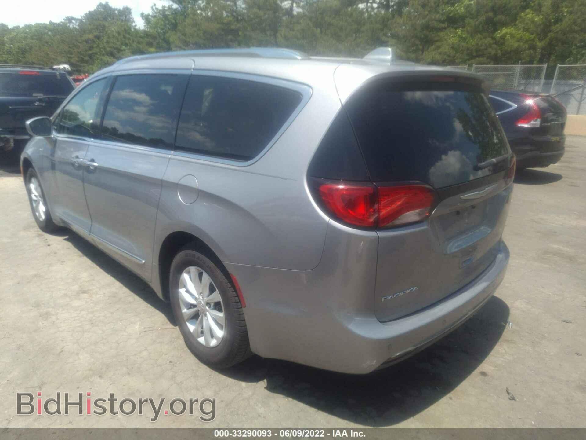 2018 CHRYSLER PACIFICA - VIN: 2C4RC1BGXJR112097 - Фото 3